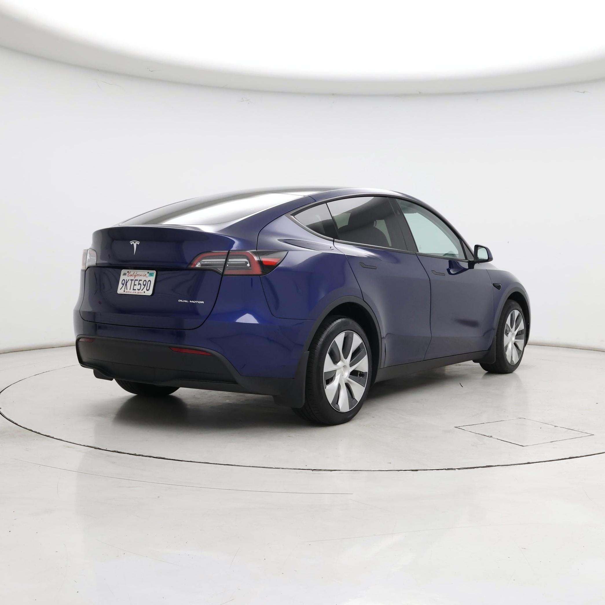 Thumbnail: 2024 Tesla Model Y - 8