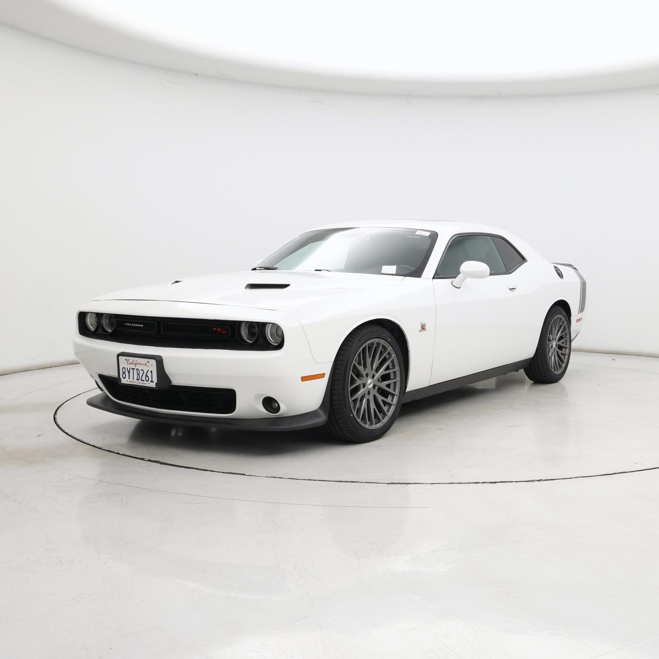 Thumbnail: 2015 Dodge Challenger - 4