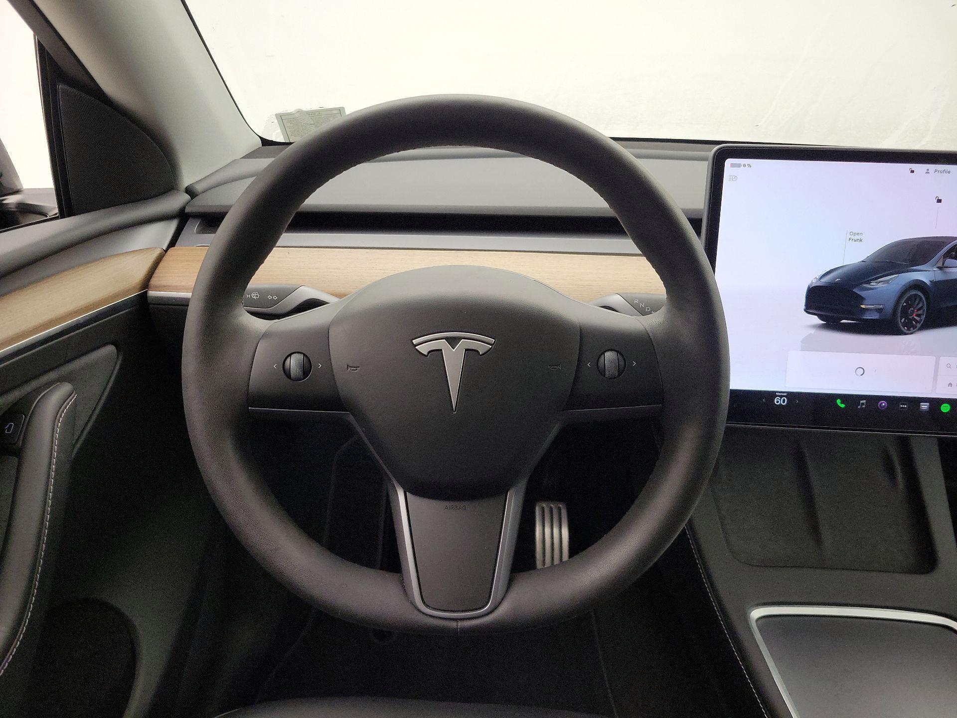 Thumbnail: 2024 Tesla Model Y - 10