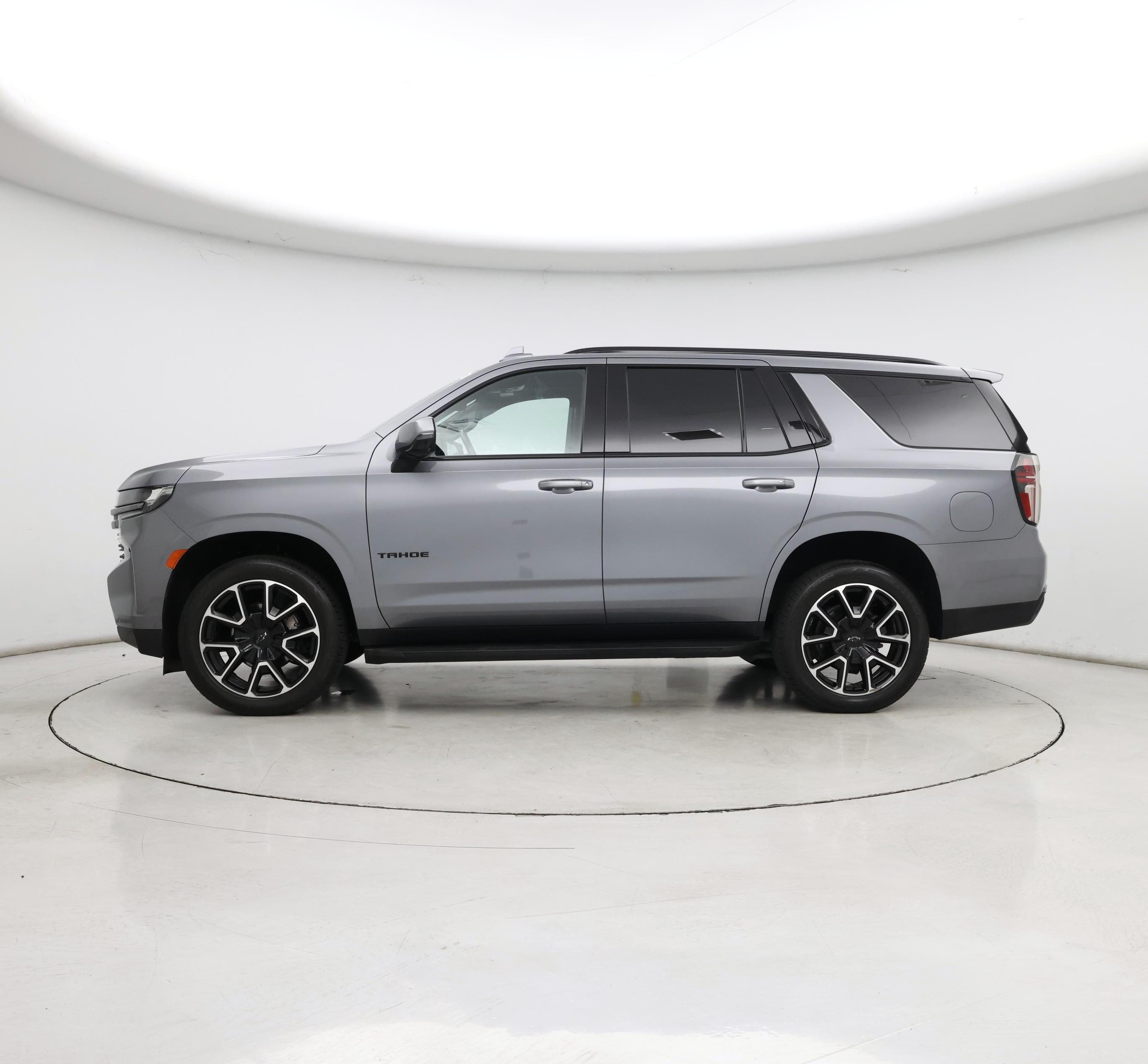 Thumbnail: 2021 Chevrolet Tahoe - 3