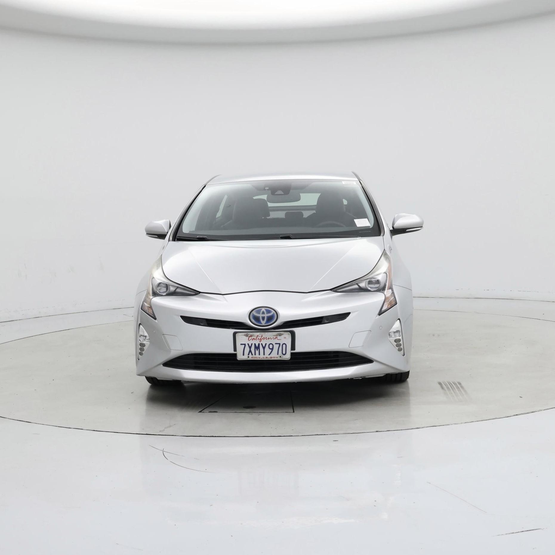 Thumbnail: 2016 Toyota Prius - 5