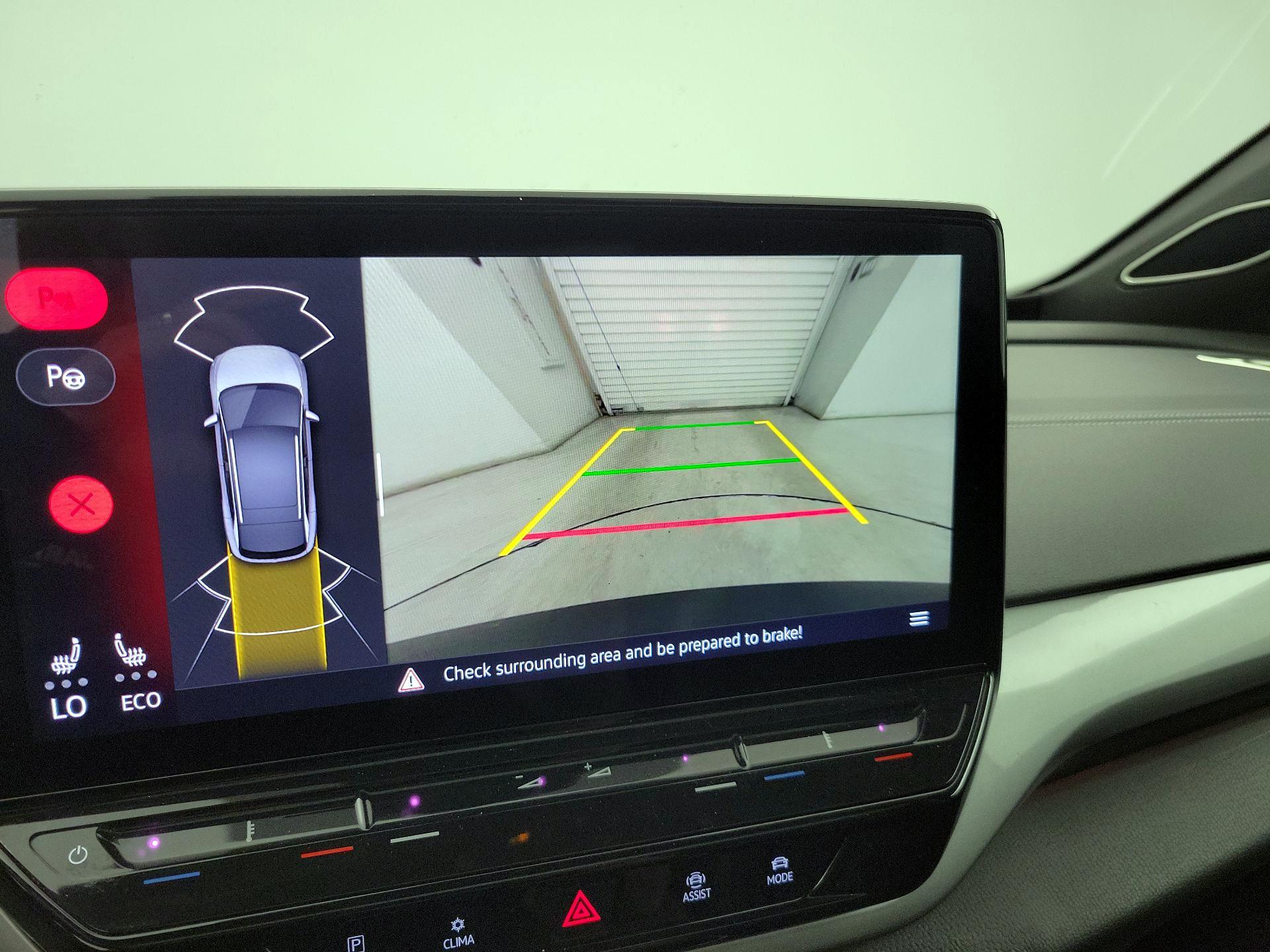 Thumbnail: 2023 Volkswagen ID.4 - 14