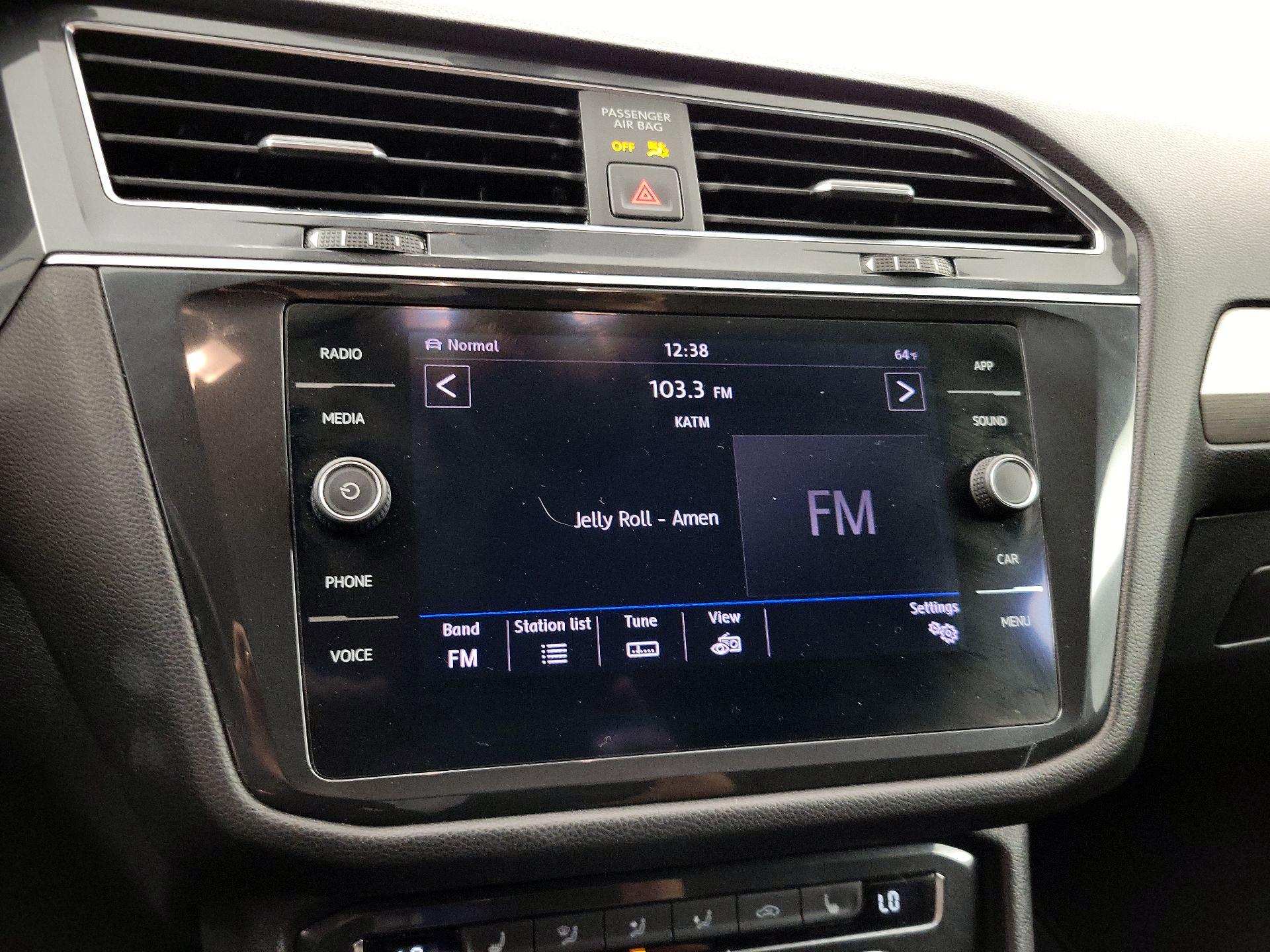 Thumbnail: 2019 Volkswagen Tiguan - 15