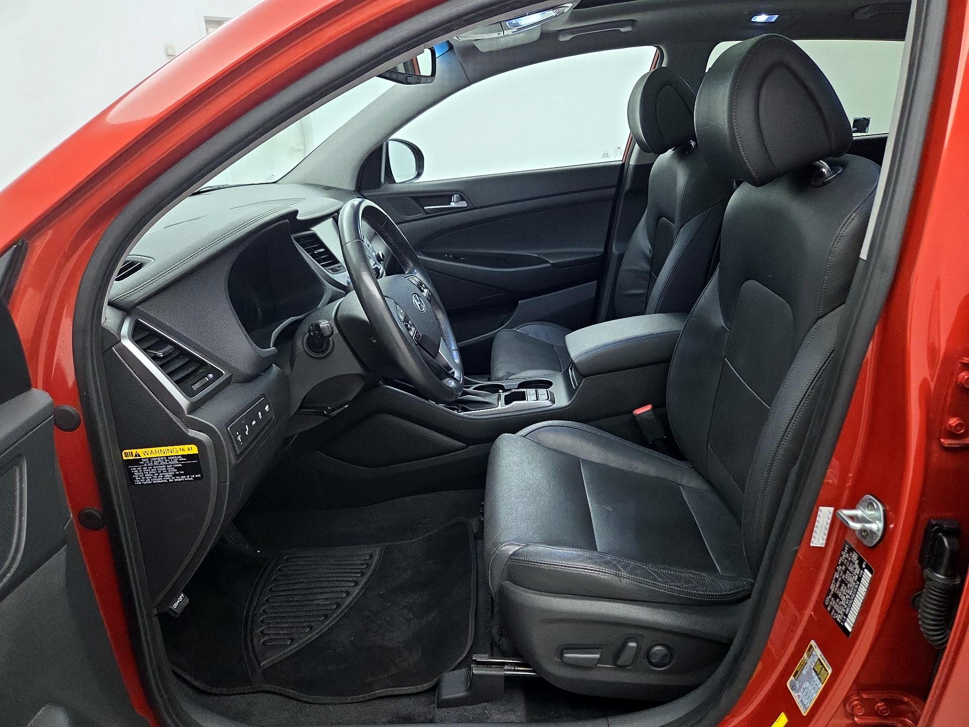 Thumbnail: 2016 Hyundai Tucson - 11