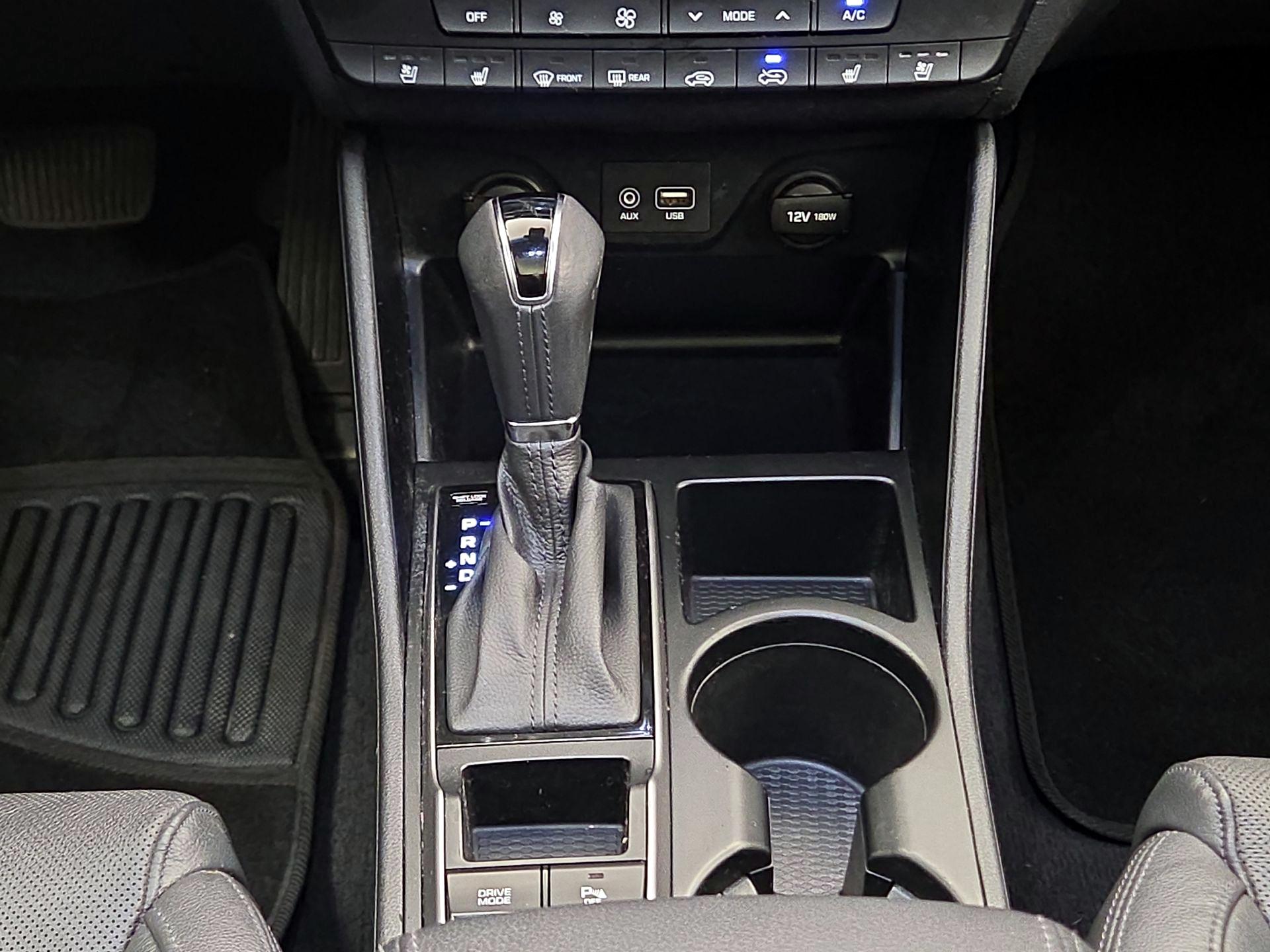 Thumbnail: 2016 Hyundai Tucson - 18