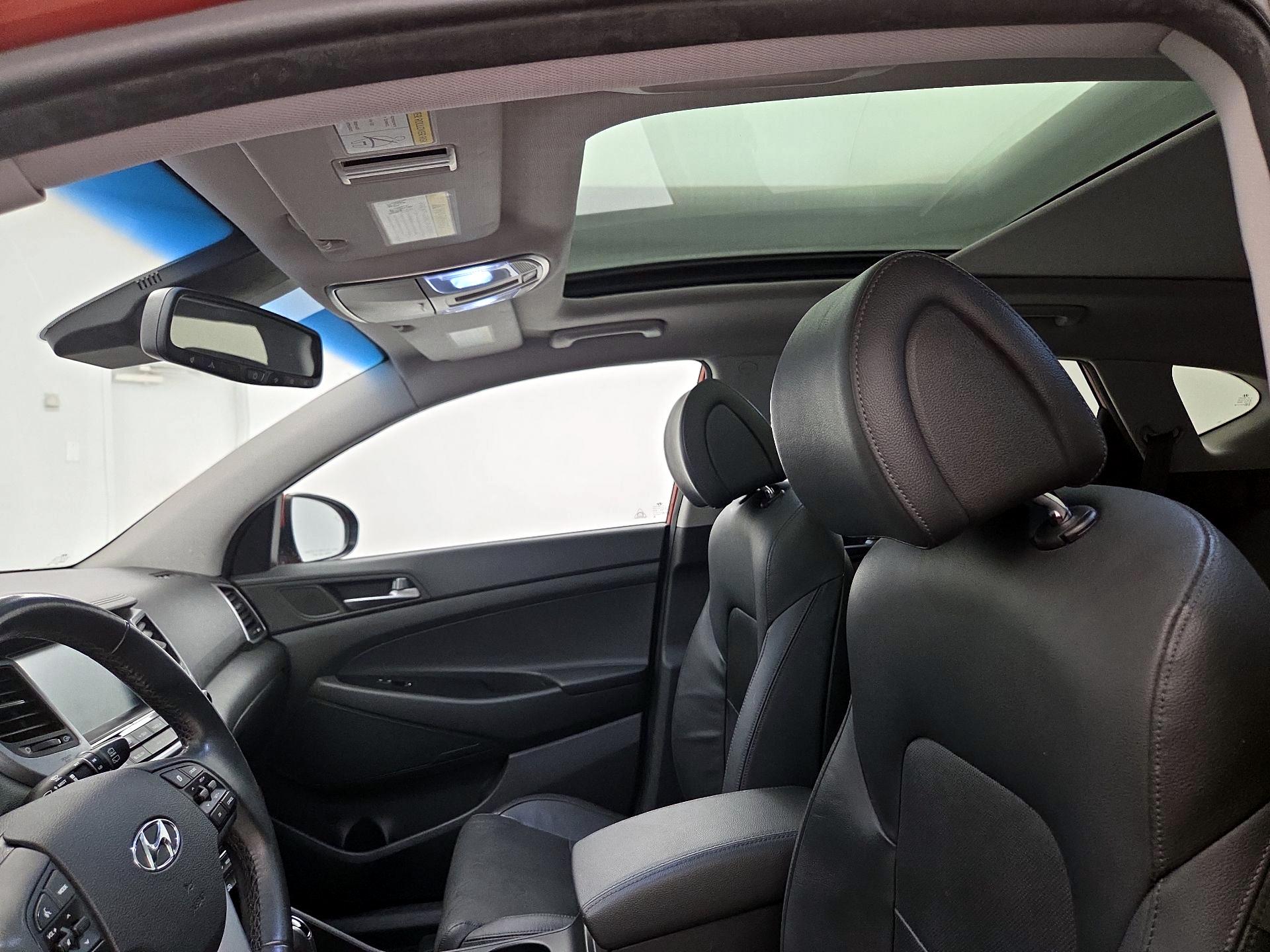 Thumbnail: 2016 Hyundai Tucson - 20