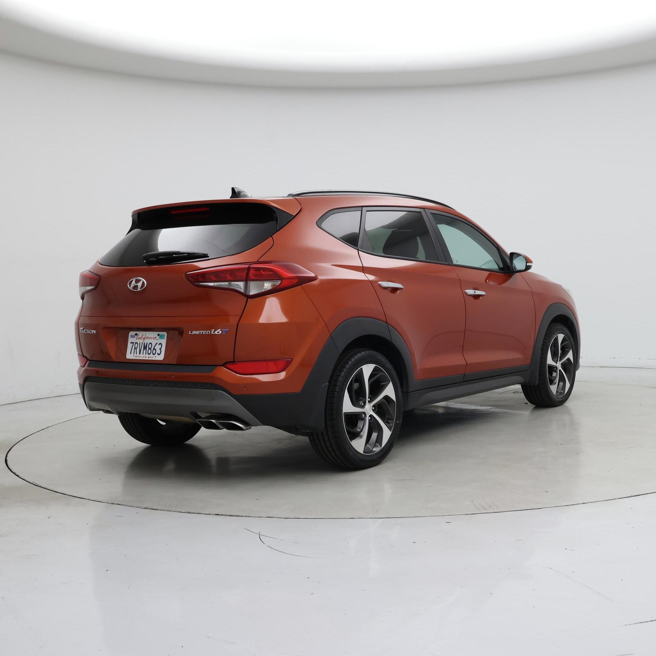 Thumbnail: 2016 Hyundai Tucson - 8