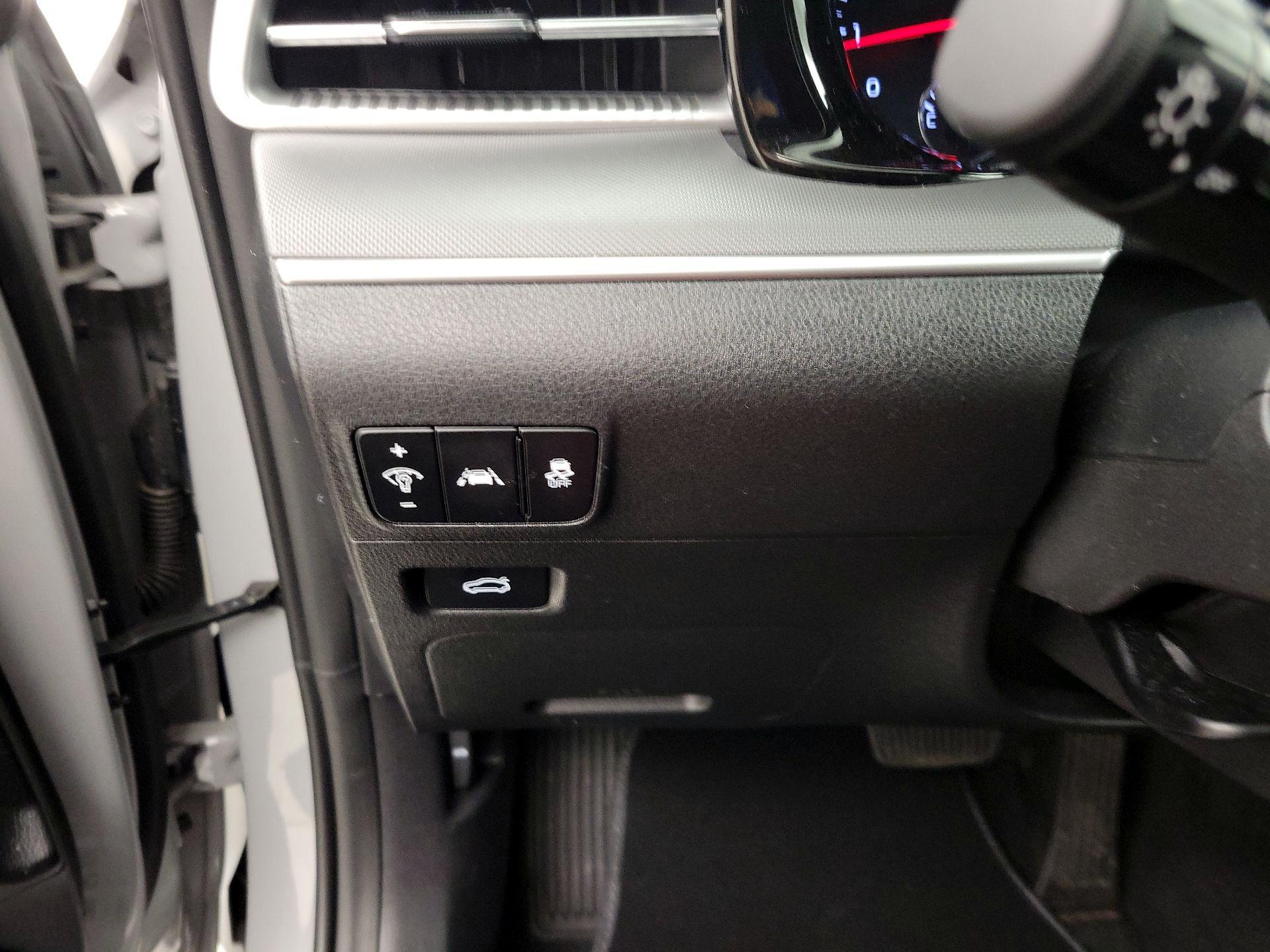 Thumbnail: 2023 Kia K5 - 13