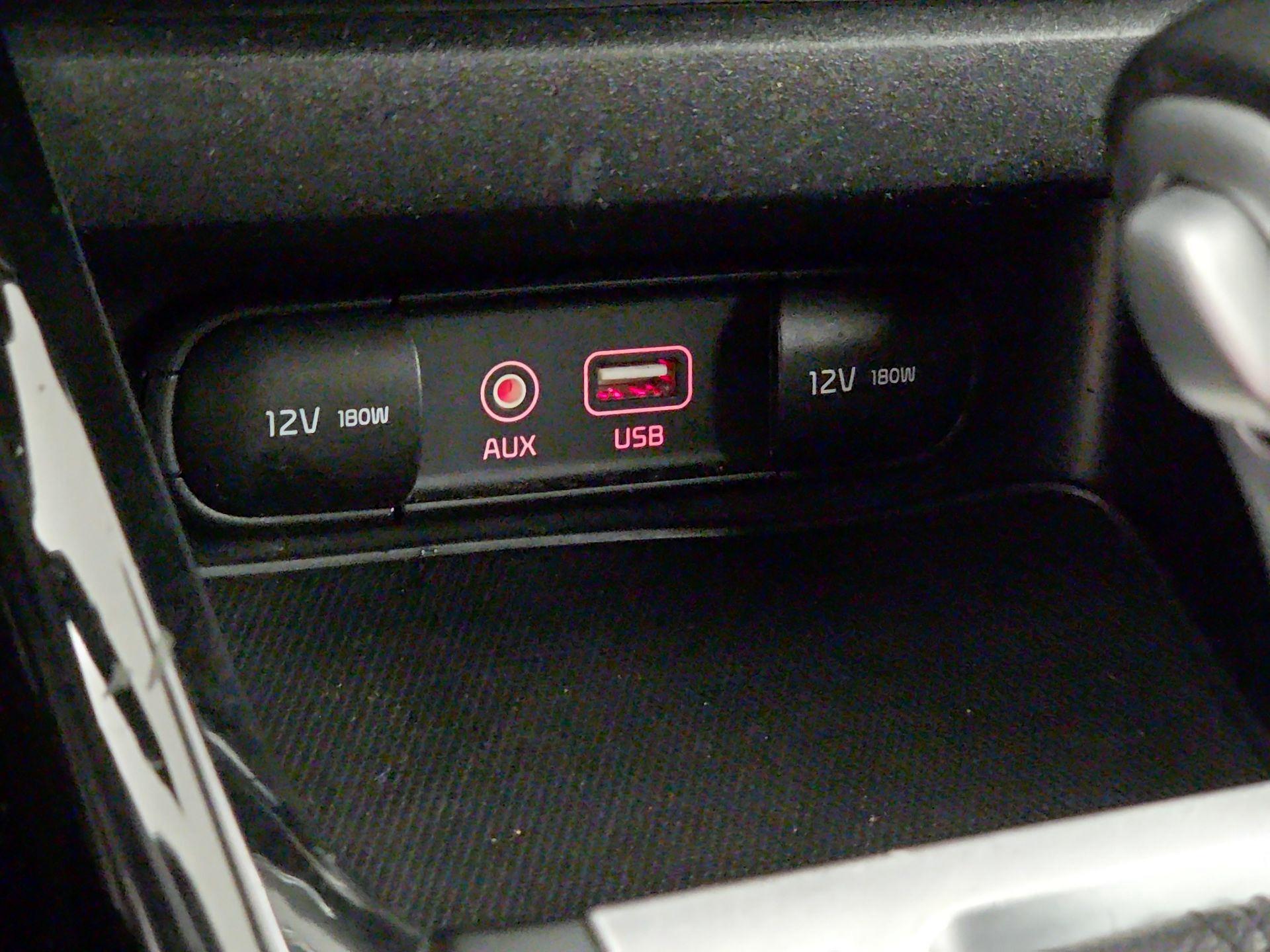 Thumbnail: 2020 Kia Forte - 18