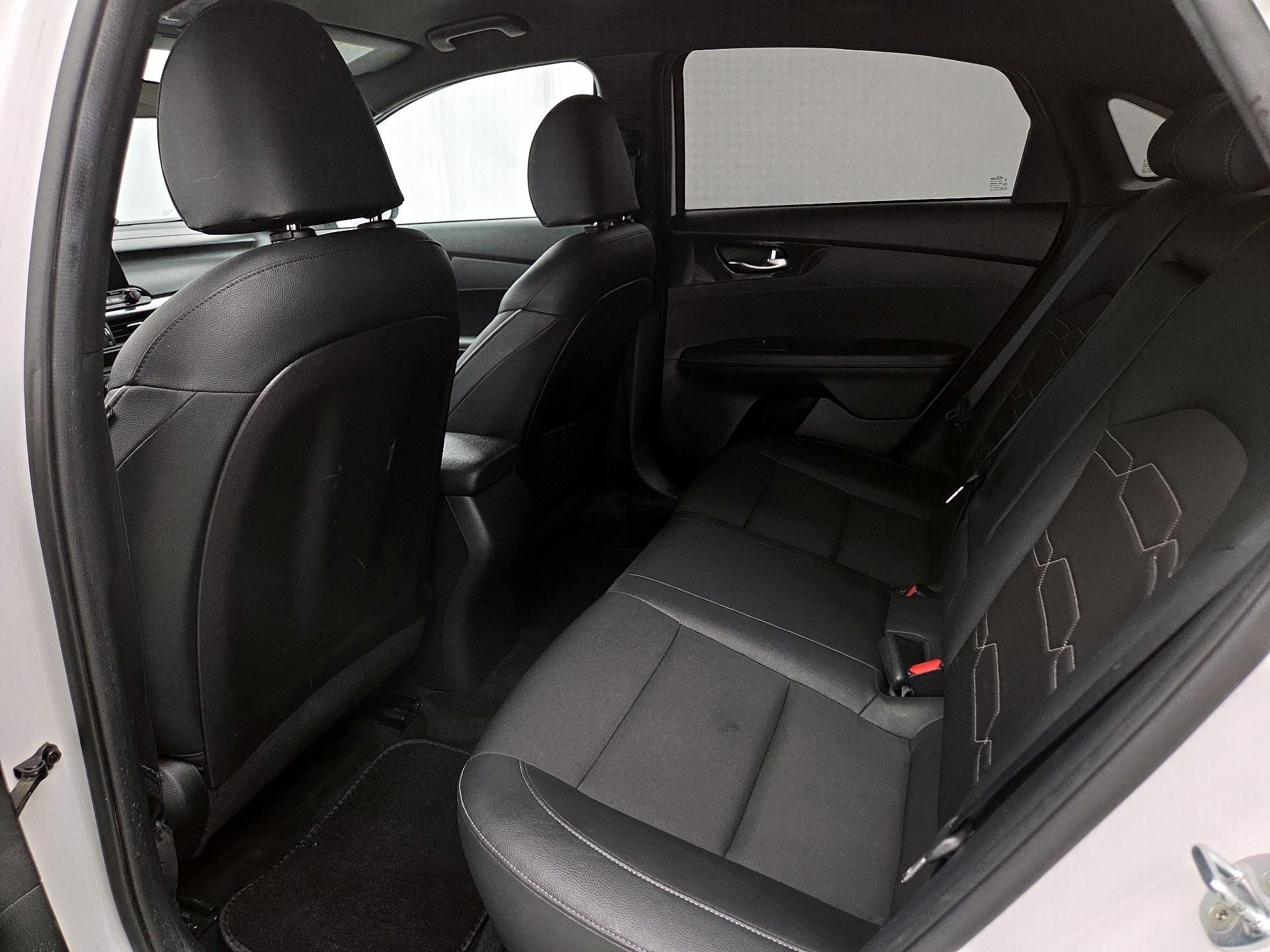 Thumbnail: 2020 Kia Forte - 19