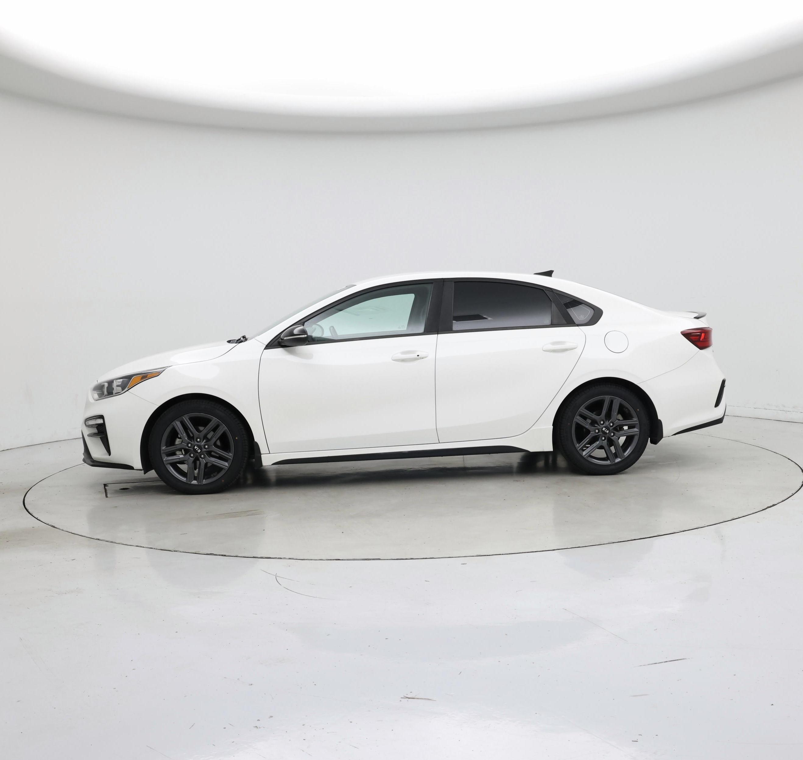 Thumbnail: 2020 Kia Forte - 3