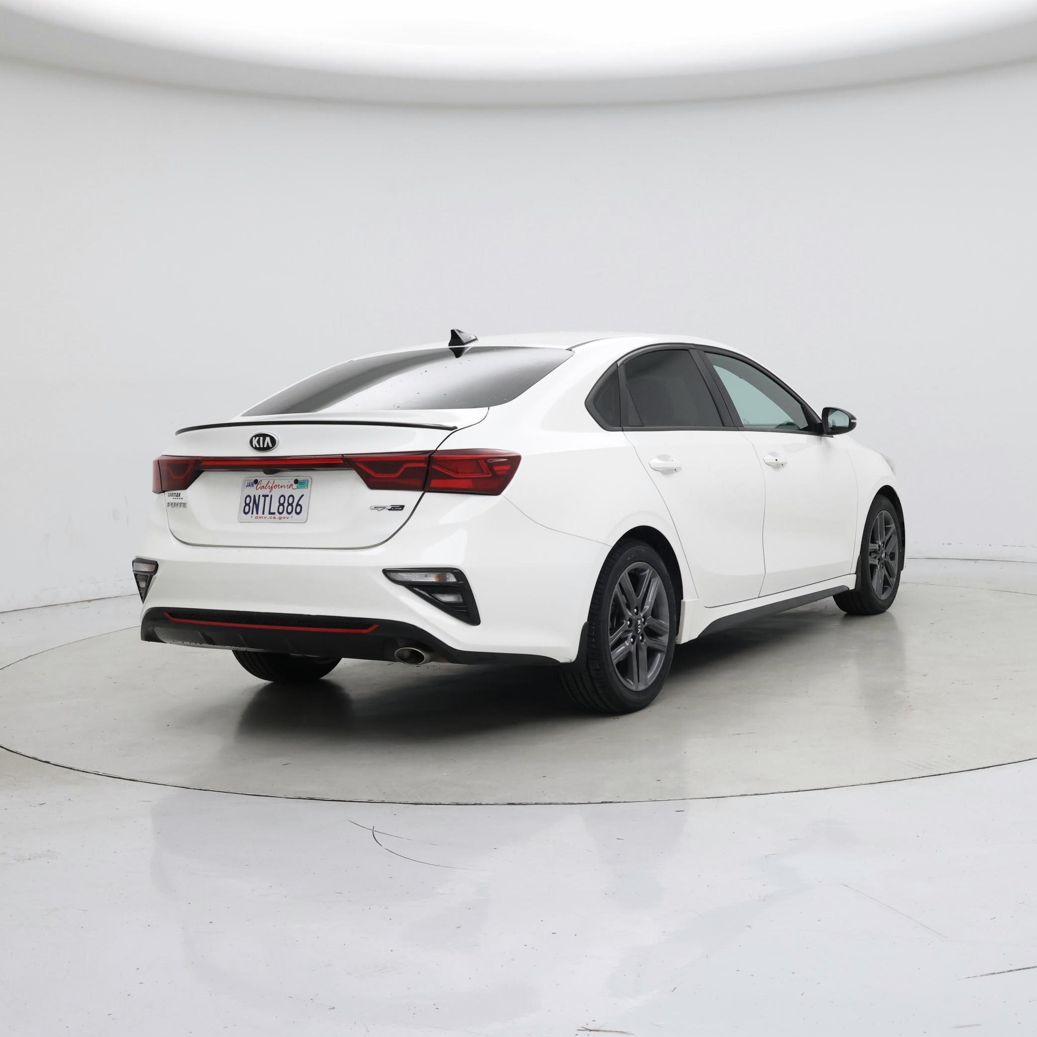 Thumbnail: 2020 Kia Forte - 8