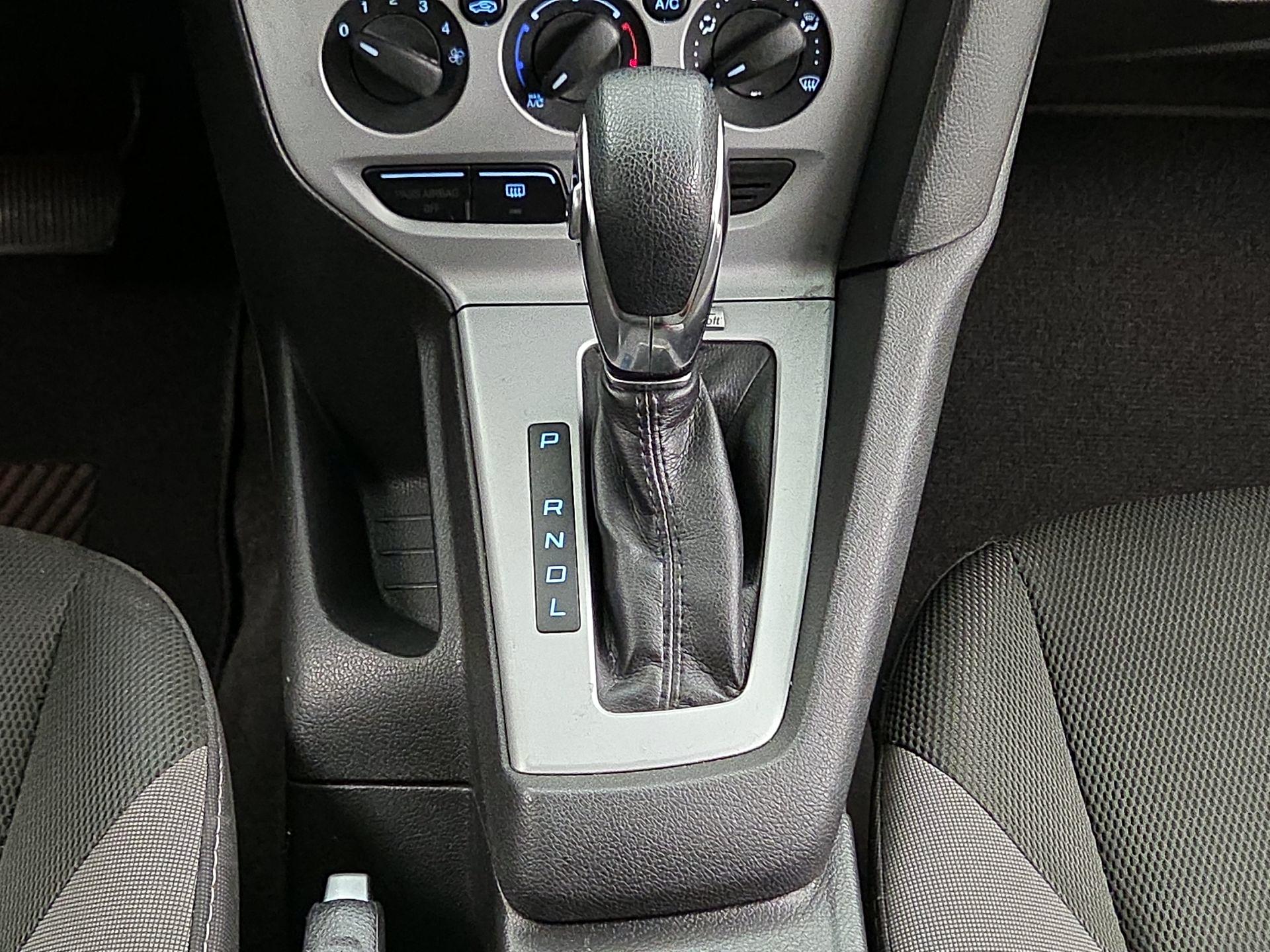 Thumbnail: 2014 Ford Focus - 16