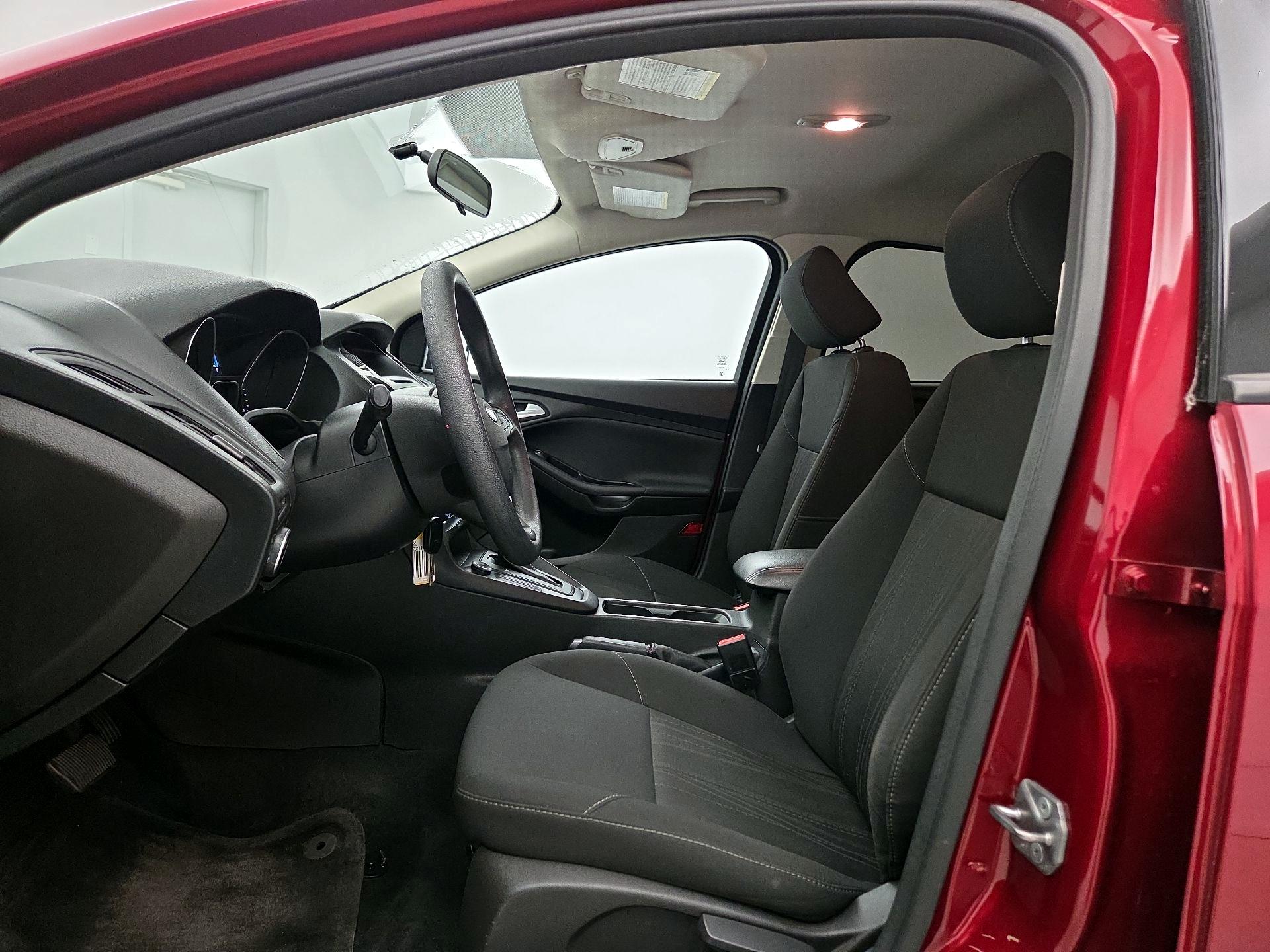 Thumbnail: 2017 Ford Focus - 11