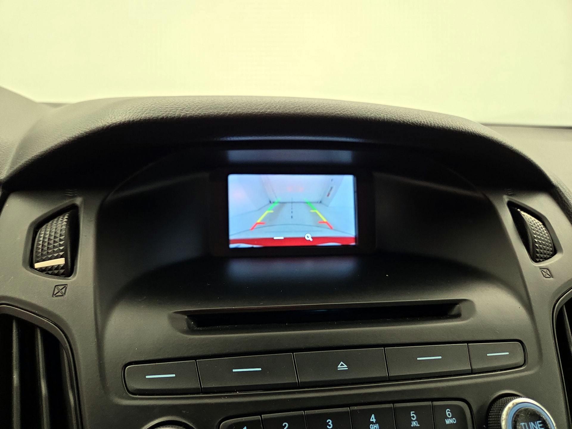 Thumbnail: 2017 Ford Focus - 14