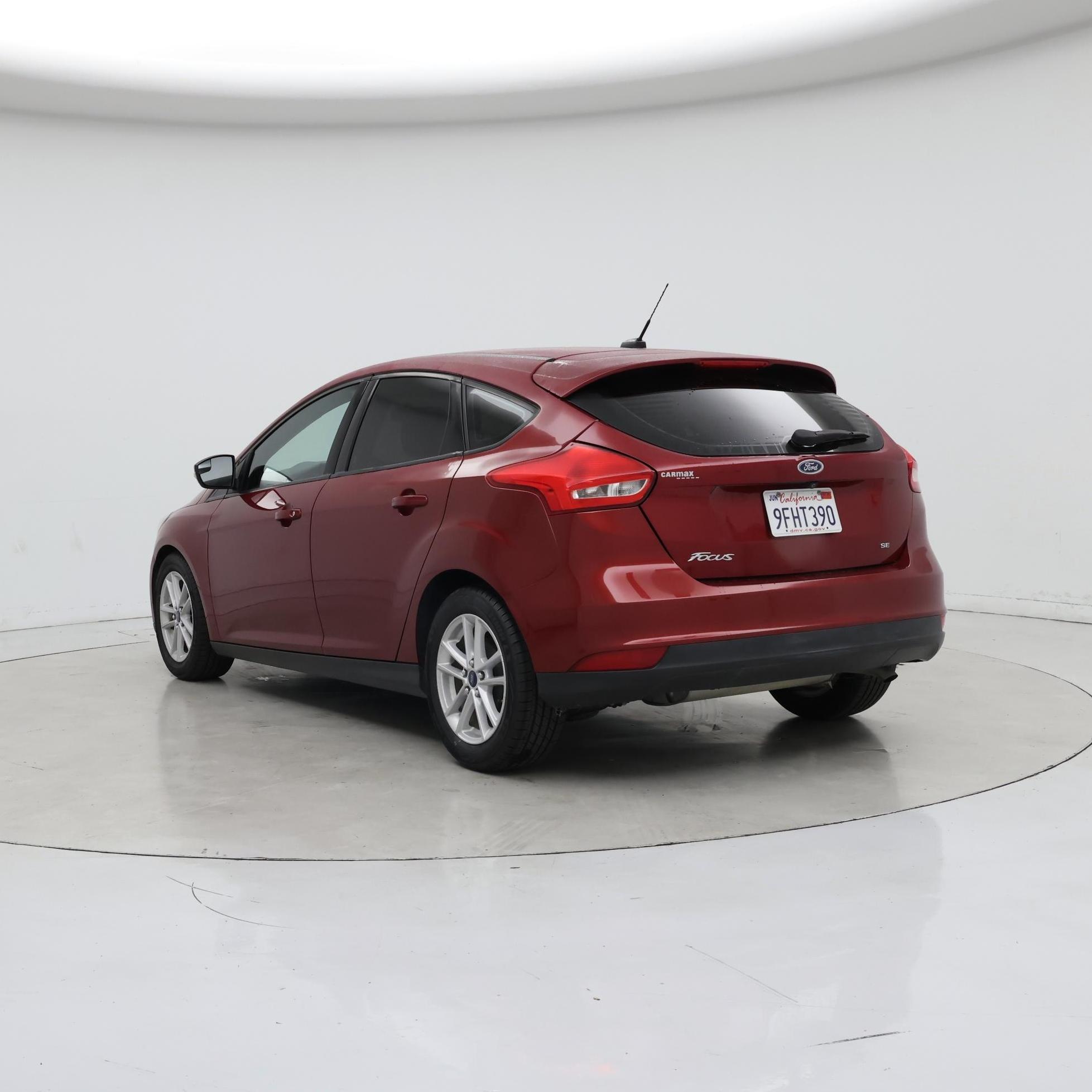 Thumbnail: 2017 Ford Focus - 2