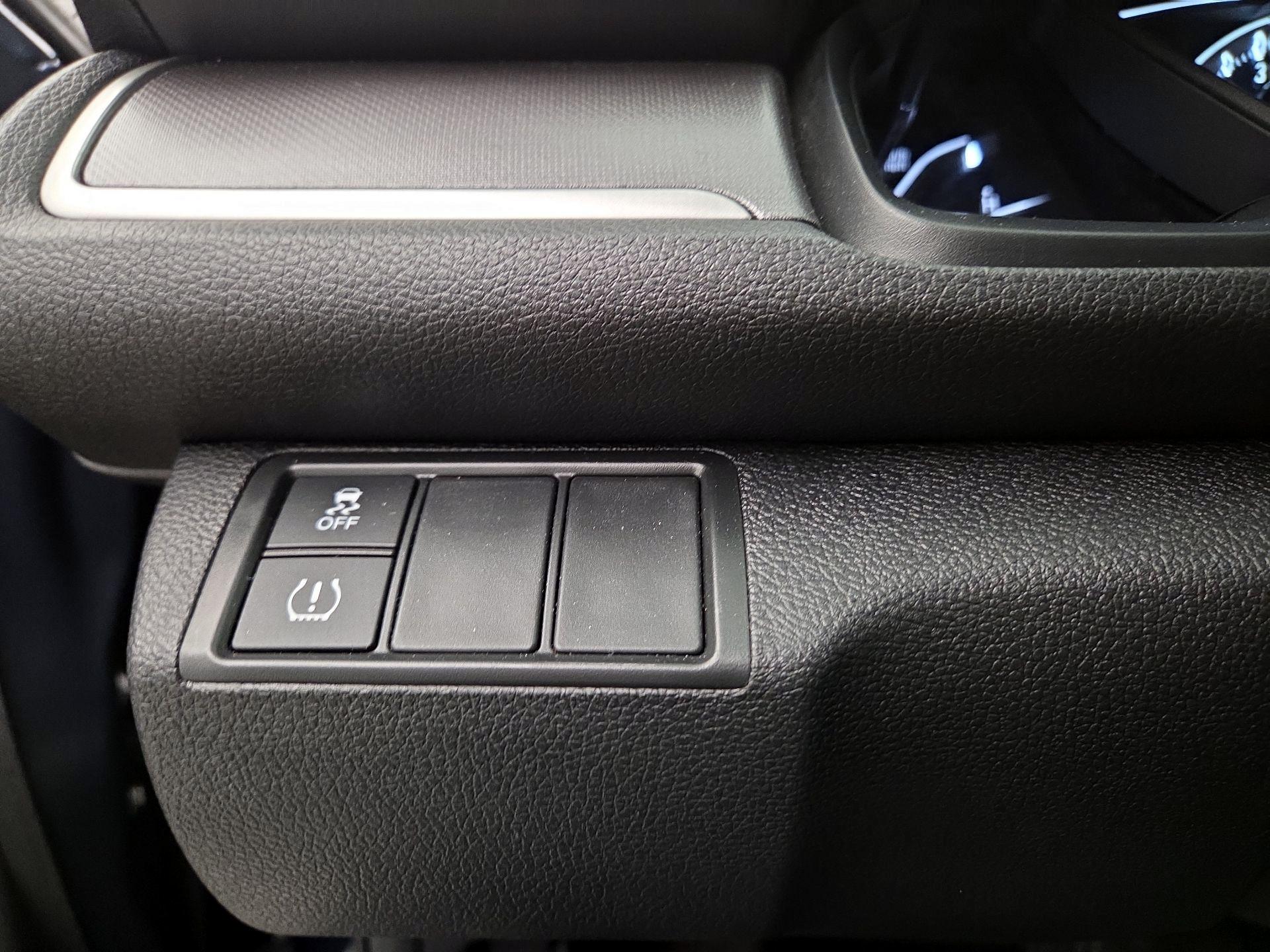 Thumbnail: 2018 Honda Civic - 13