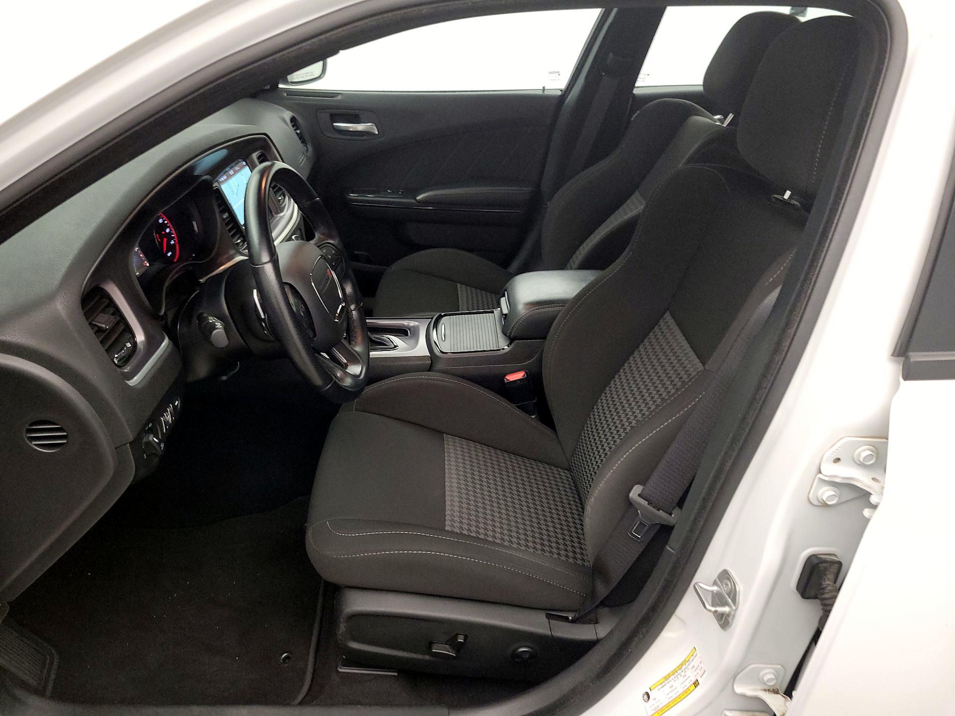 Thumbnail: 2021 Dodge Charger - 11