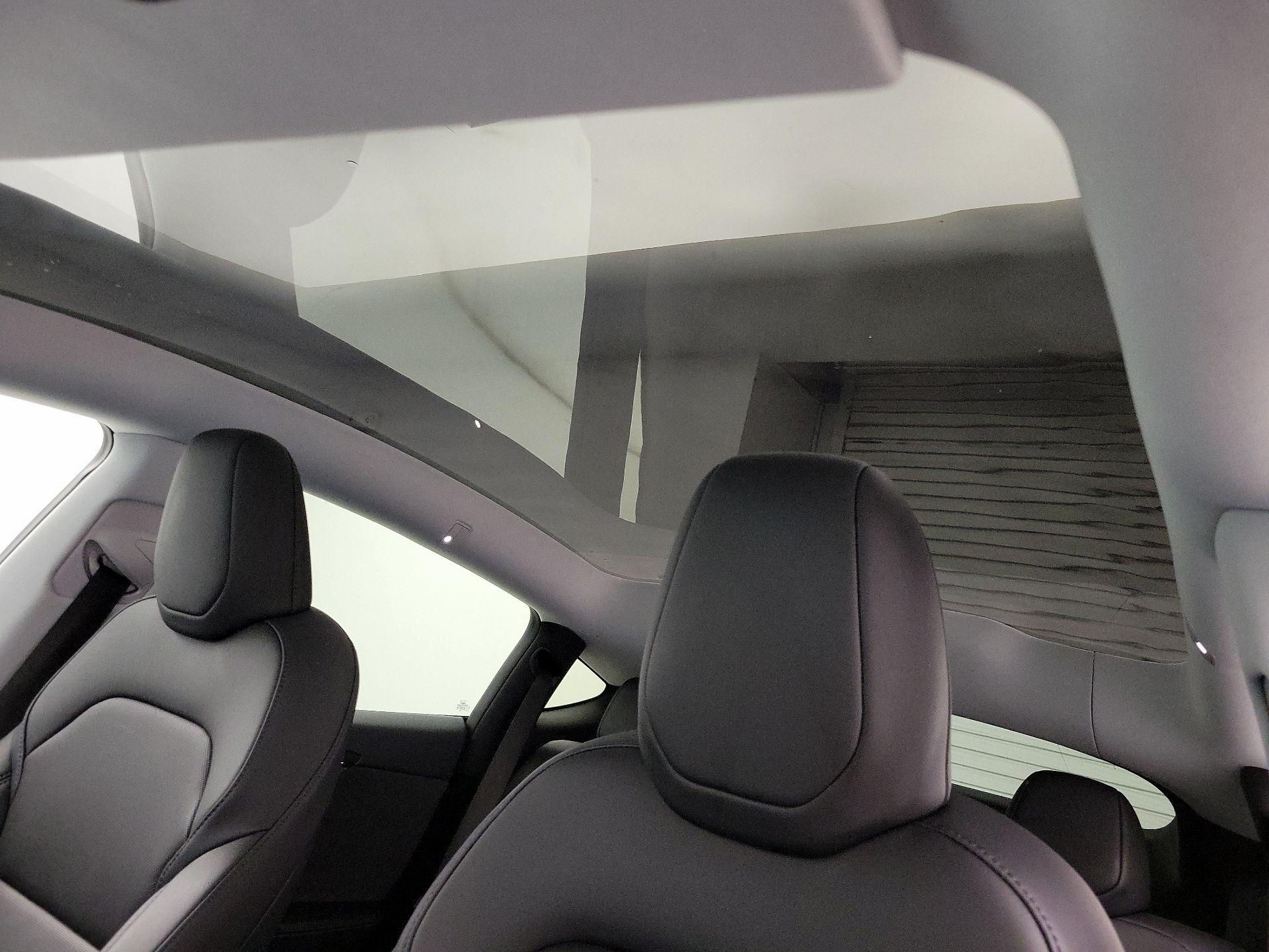 Thumbnail: 2026 Tesla Model Y - 18