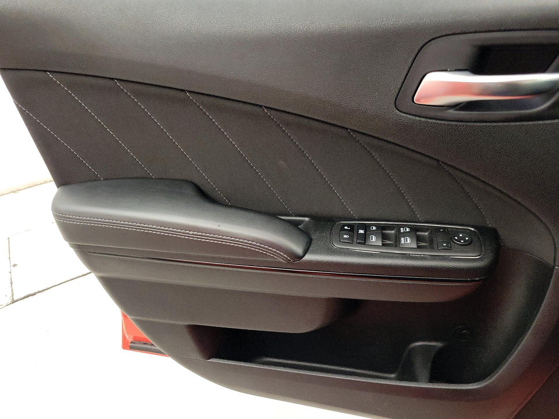 Thumbnail: 2022 Dodge Charger - 12