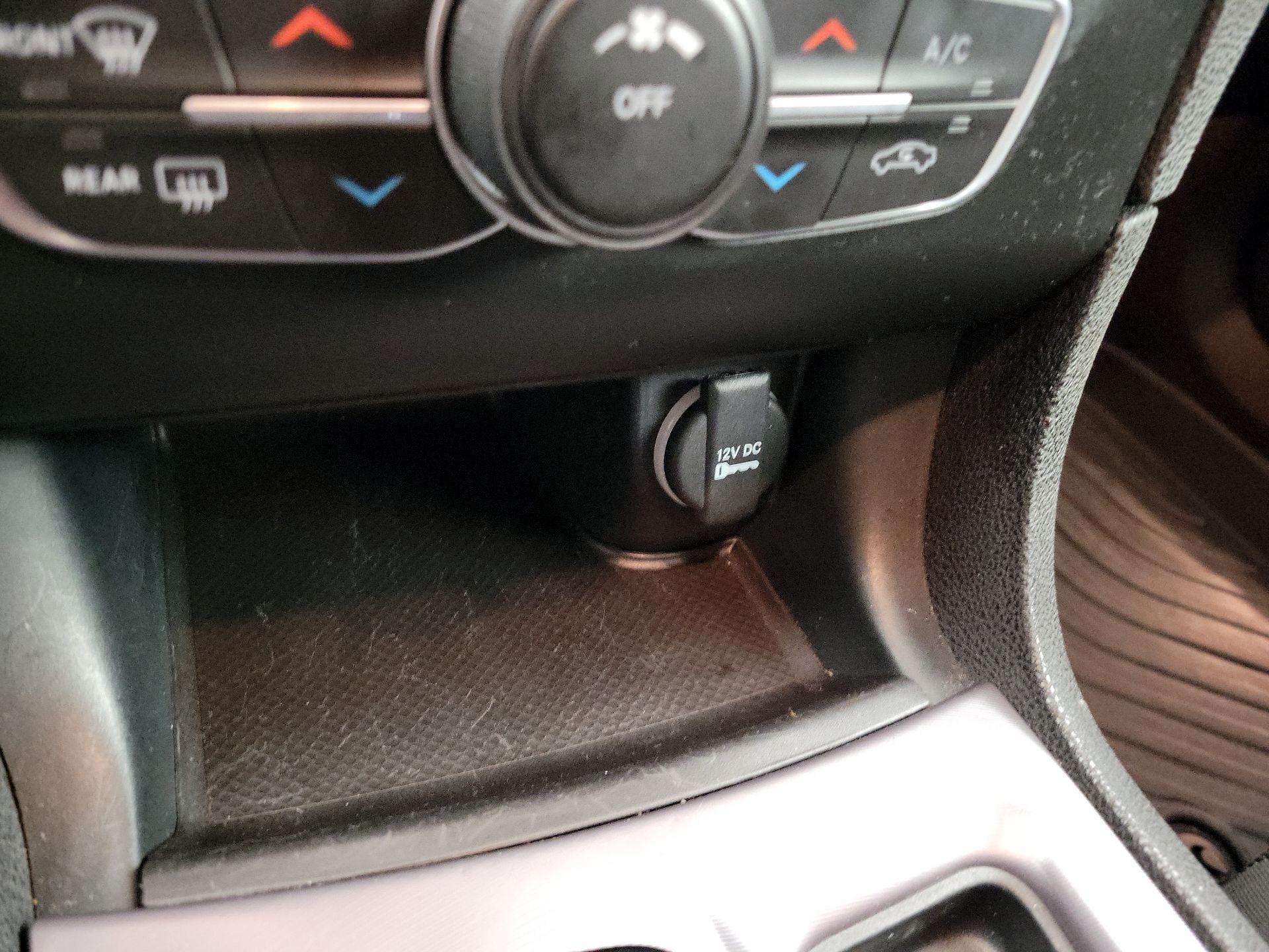 Thumbnail: 2022 Dodge Charger - 19