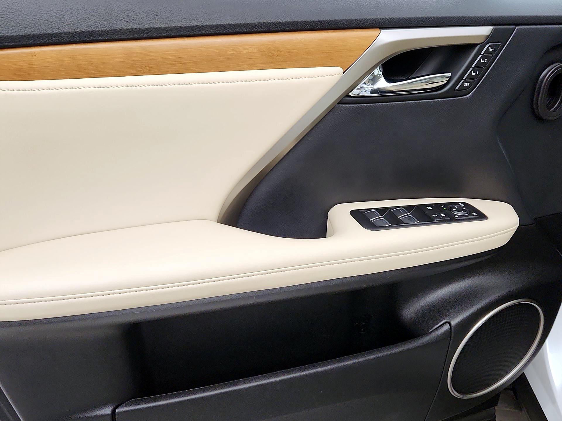 Thumbnail: 2022 Lexus RX - 12