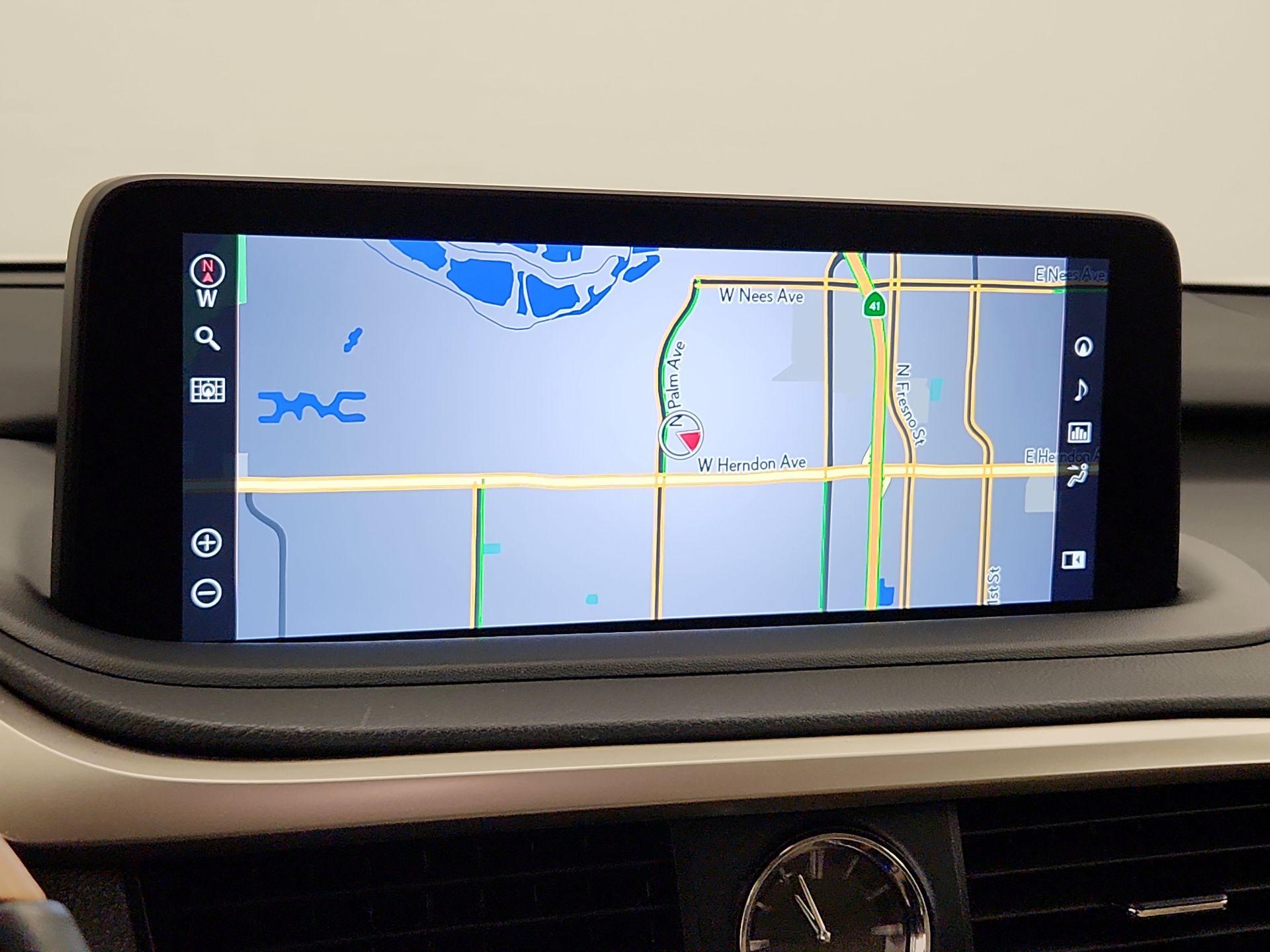 Thumbnail: 2022 Lexus RX - 16