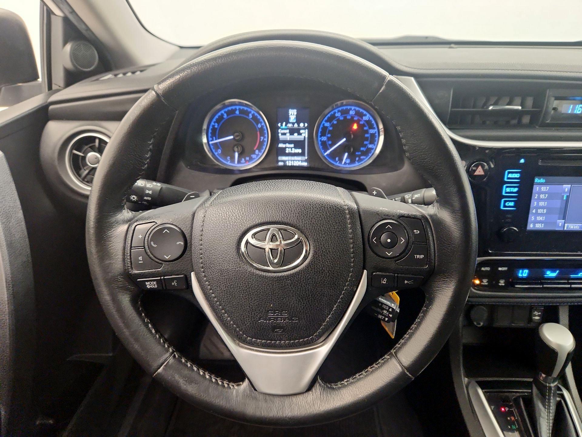 Thumbnail: 2019 Toyota Corolla - 10