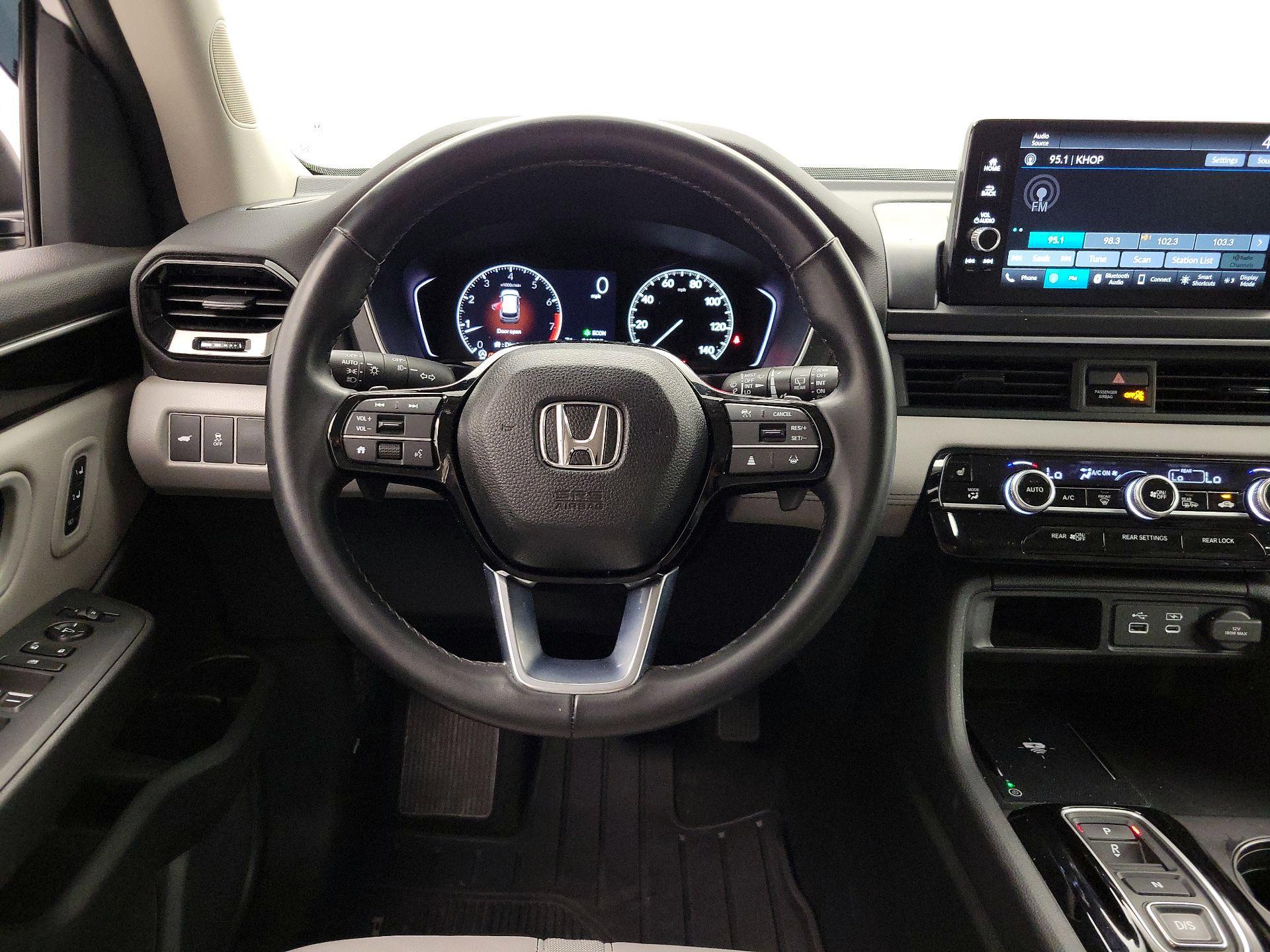 Thumbnail: 2023 Honda Pilot - 10