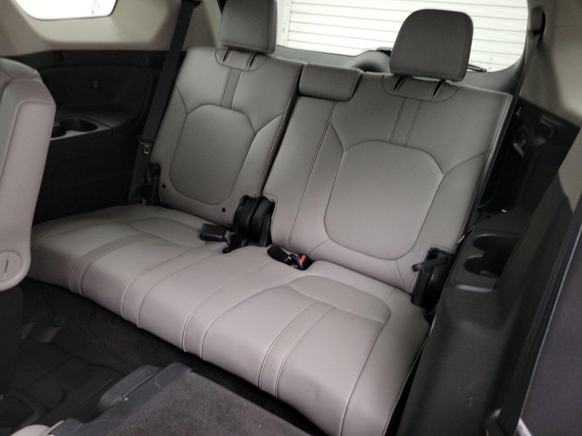 Thumbnail: 2023 Honda Pilot - 20