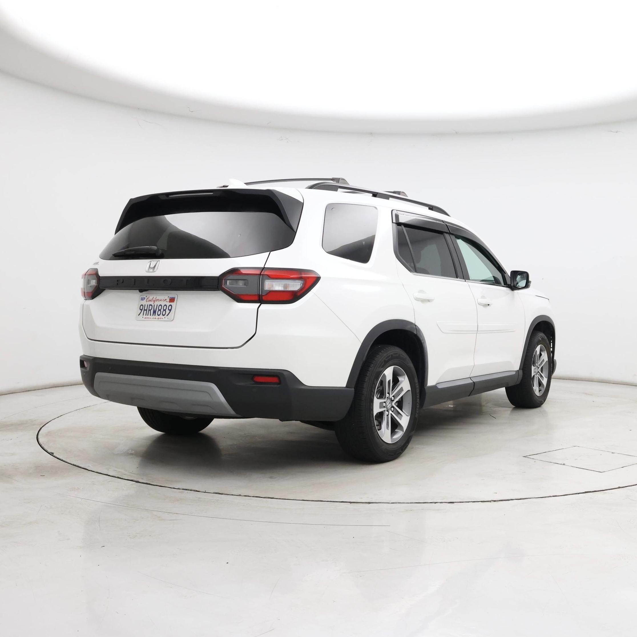 Thumbnail: 2023 Honda Pilot - 8