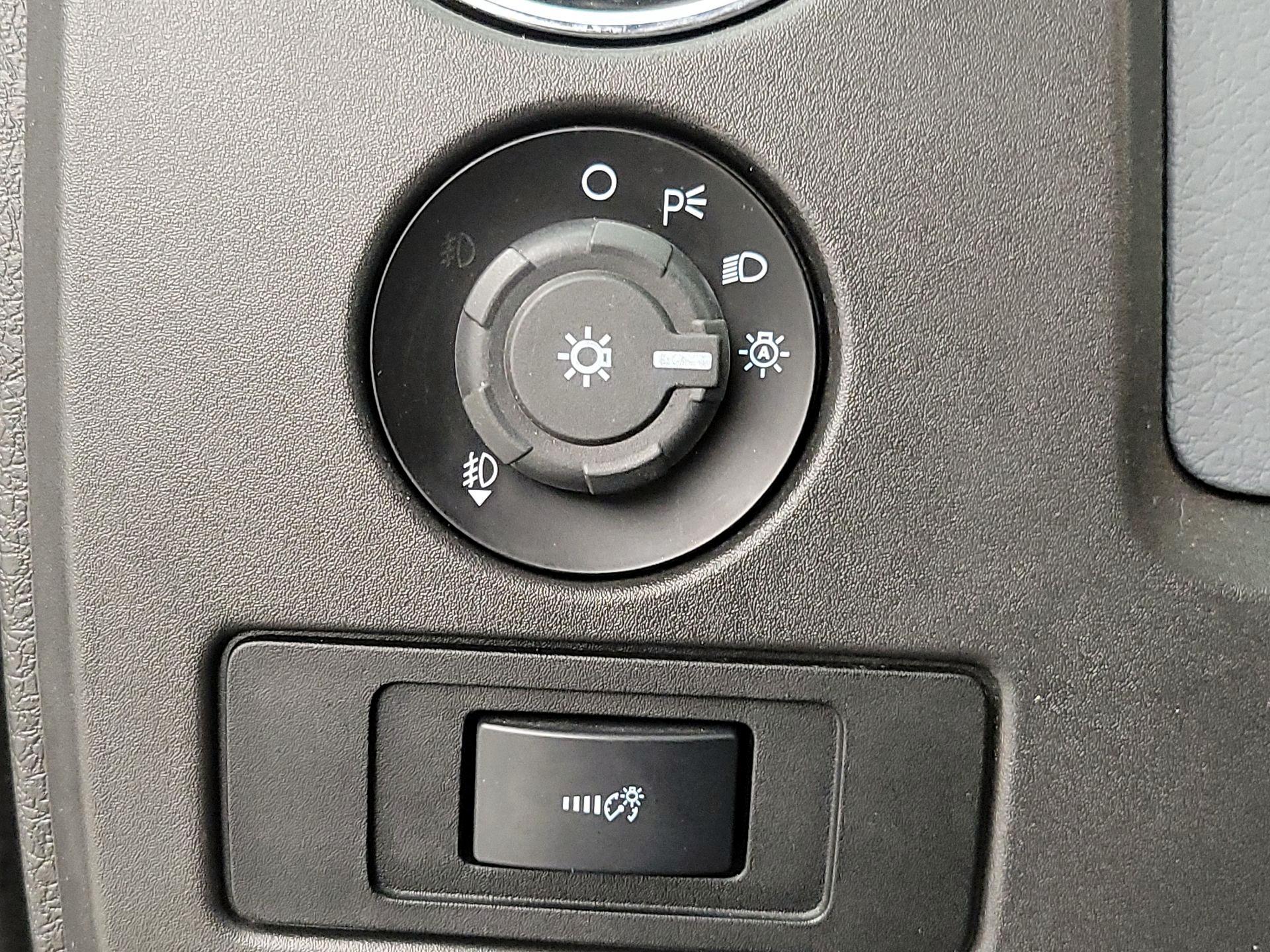 Thumbnail: 2014 Ford F-150 - 13