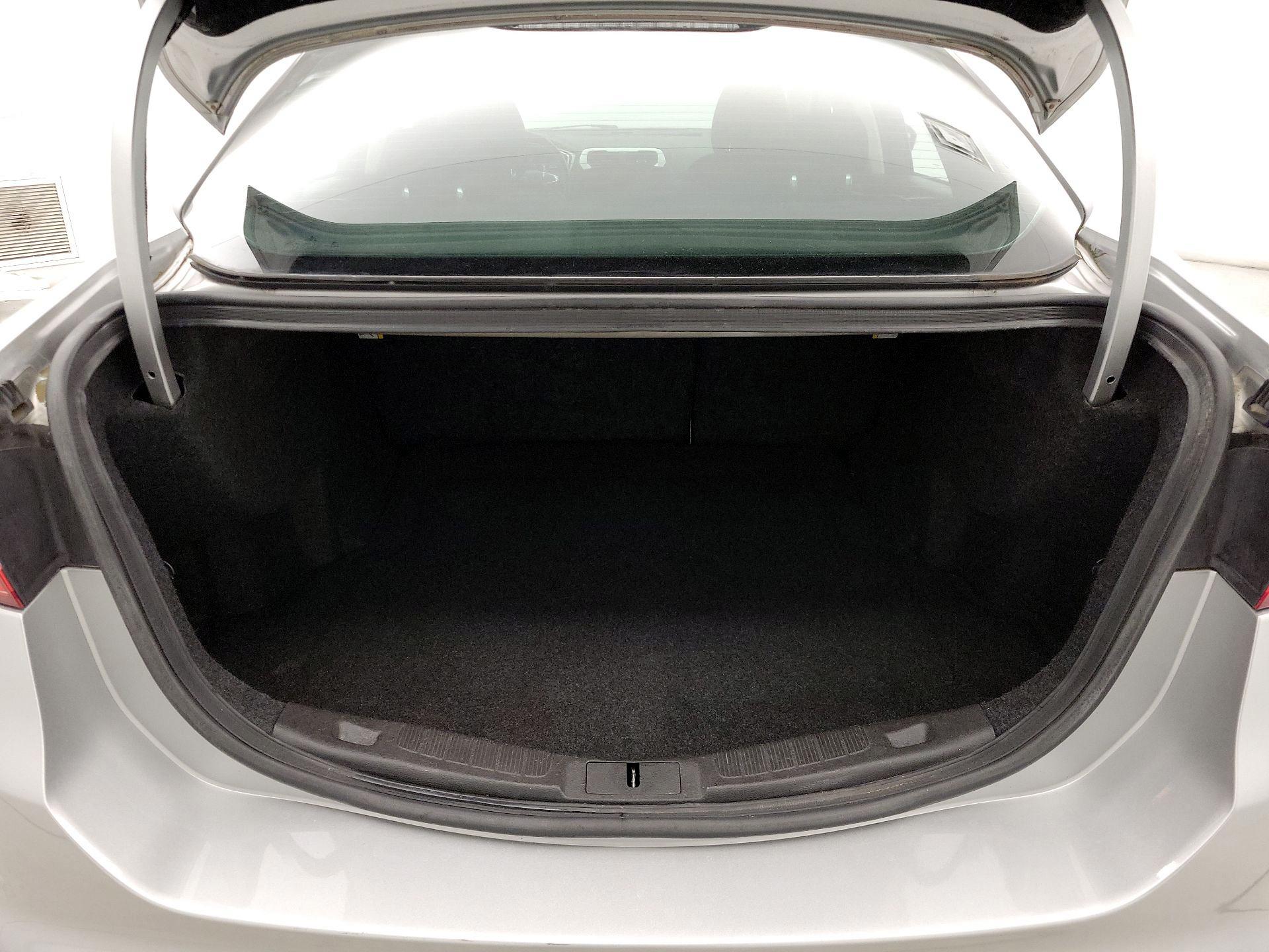 Thumbnail: 2014 Ford Fusion - 20