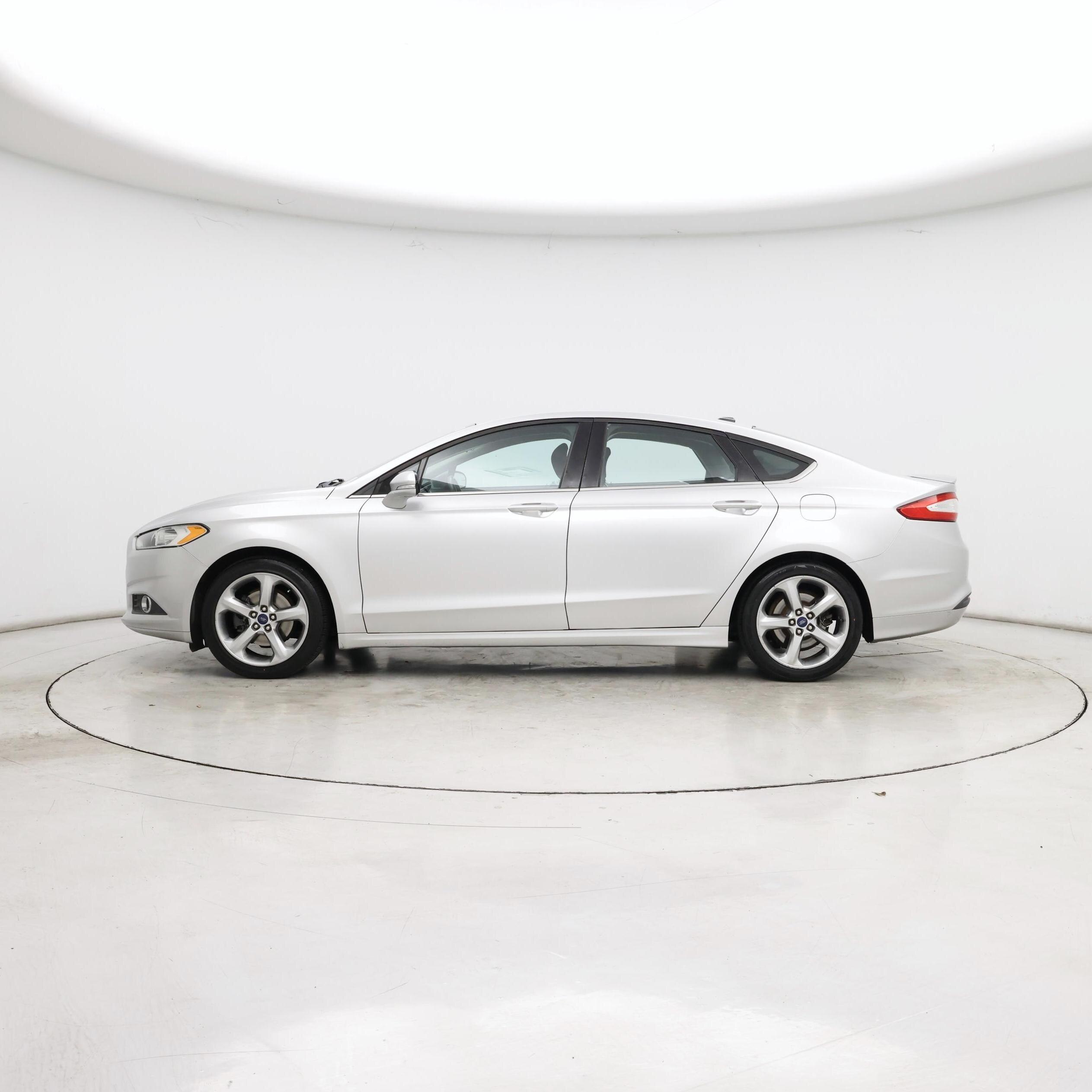 Thumbnail: 2014 Ford Fusion - 3