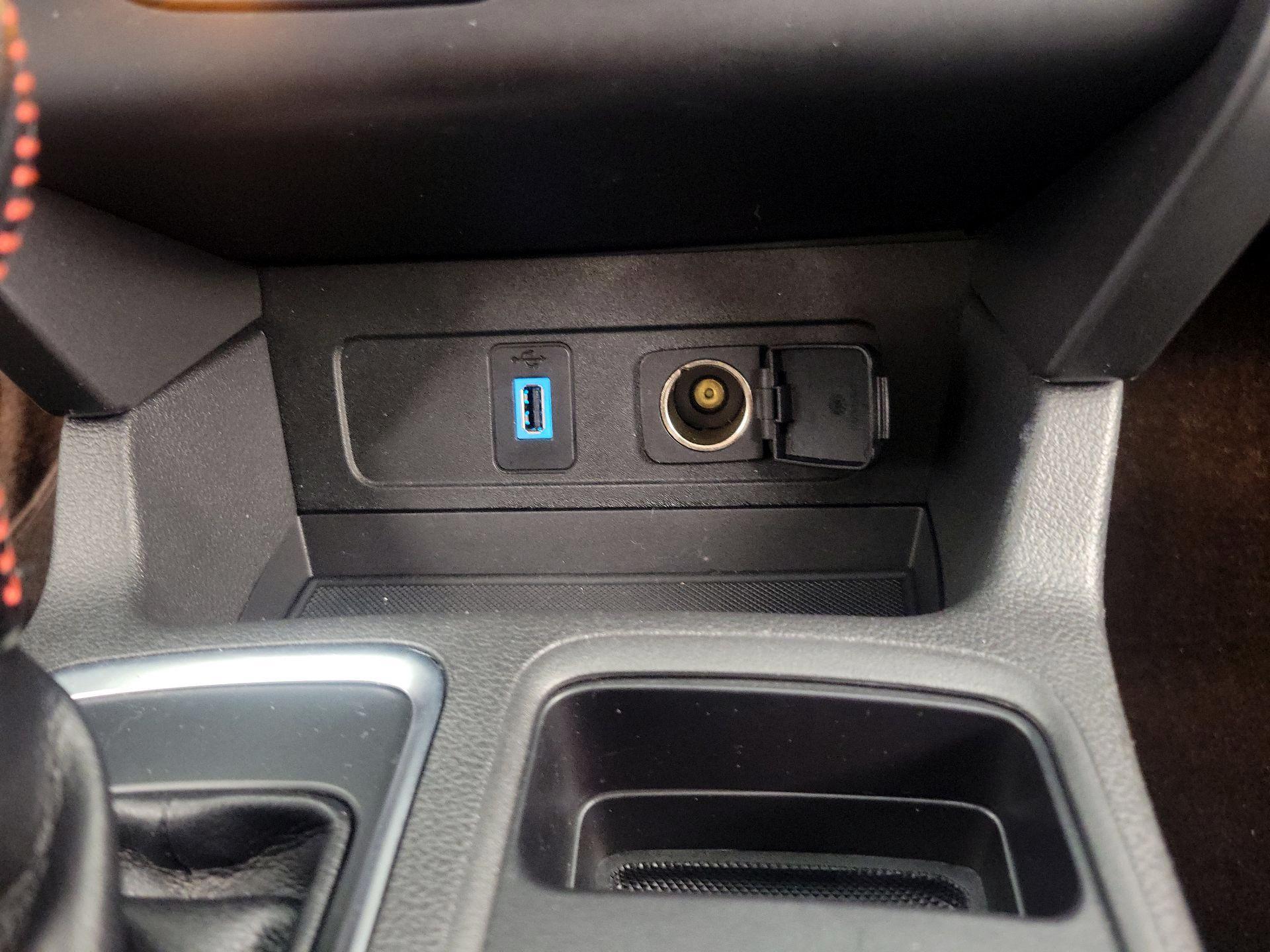 Thumbnail: 2019 Ford Escape - 18