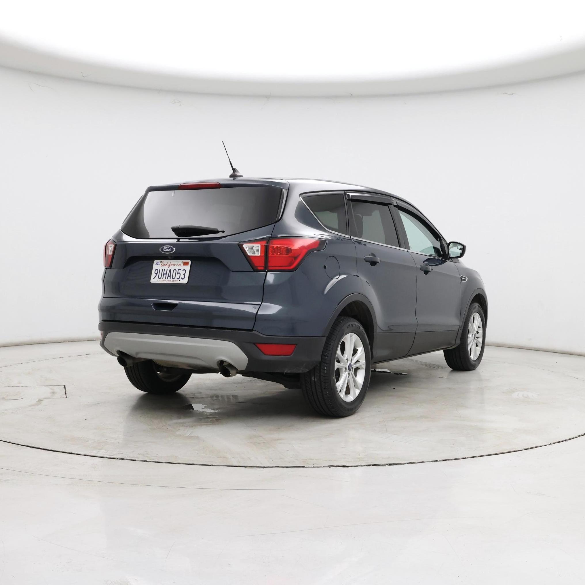 Thumbnail: 2019 Ford Escape - 8