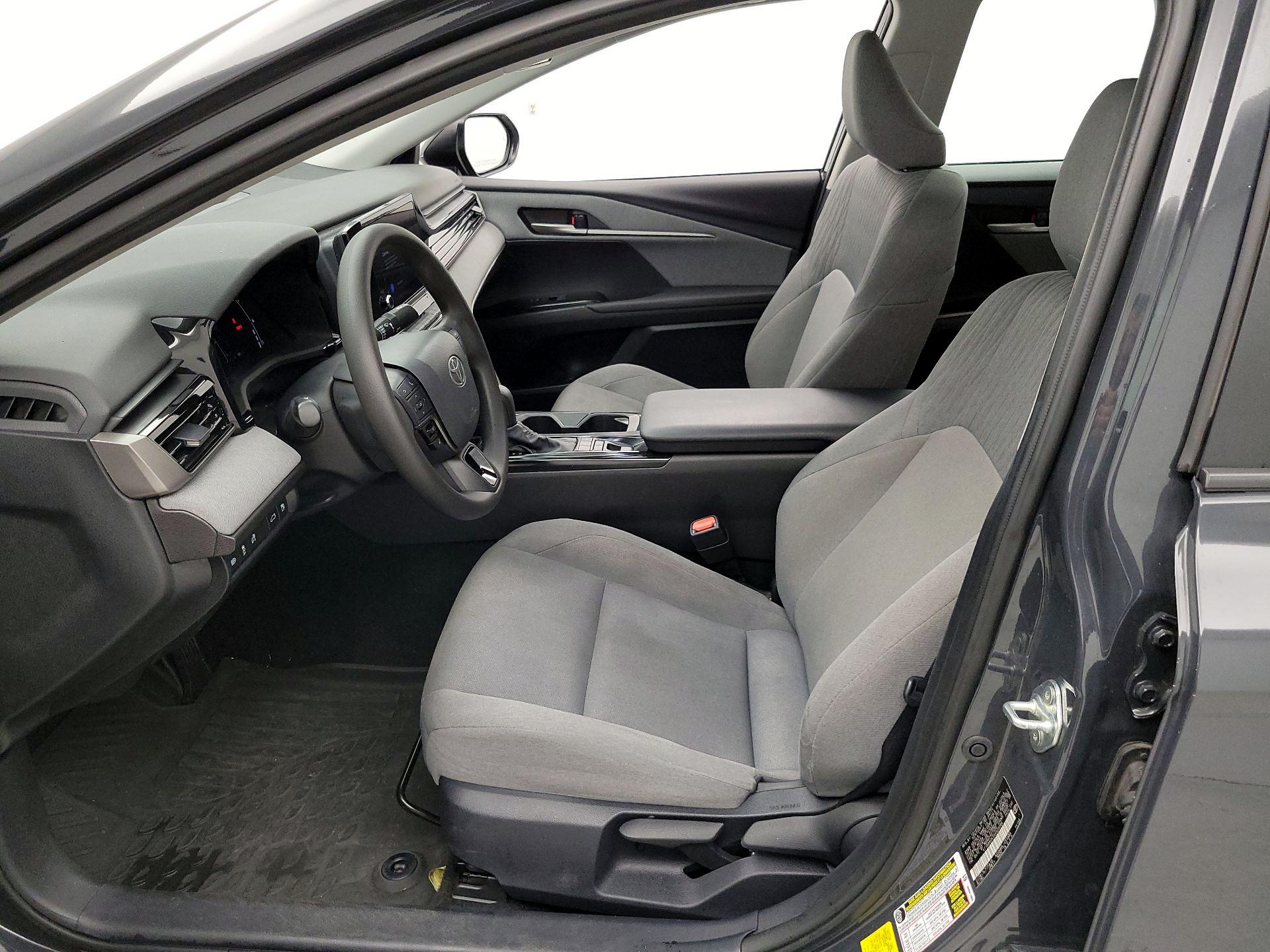 Thumbnail: 2025 Toyota Camry - 11