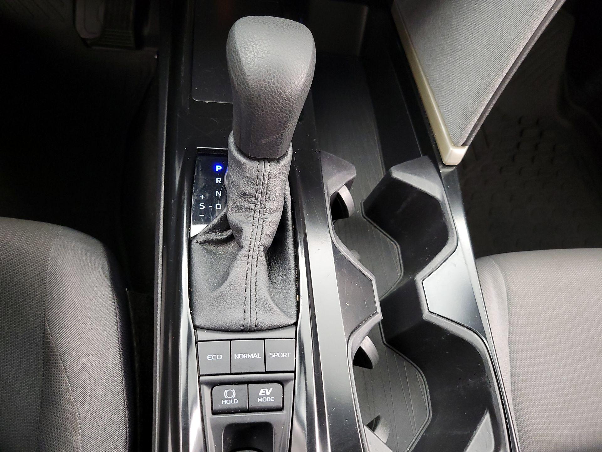 Thumbnail: 2025 Toyota Camry - 17