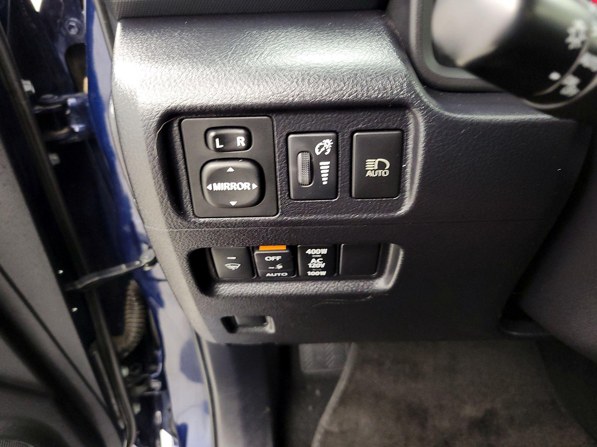 Thumbnail: 2020 Toyota 4Runner - 13