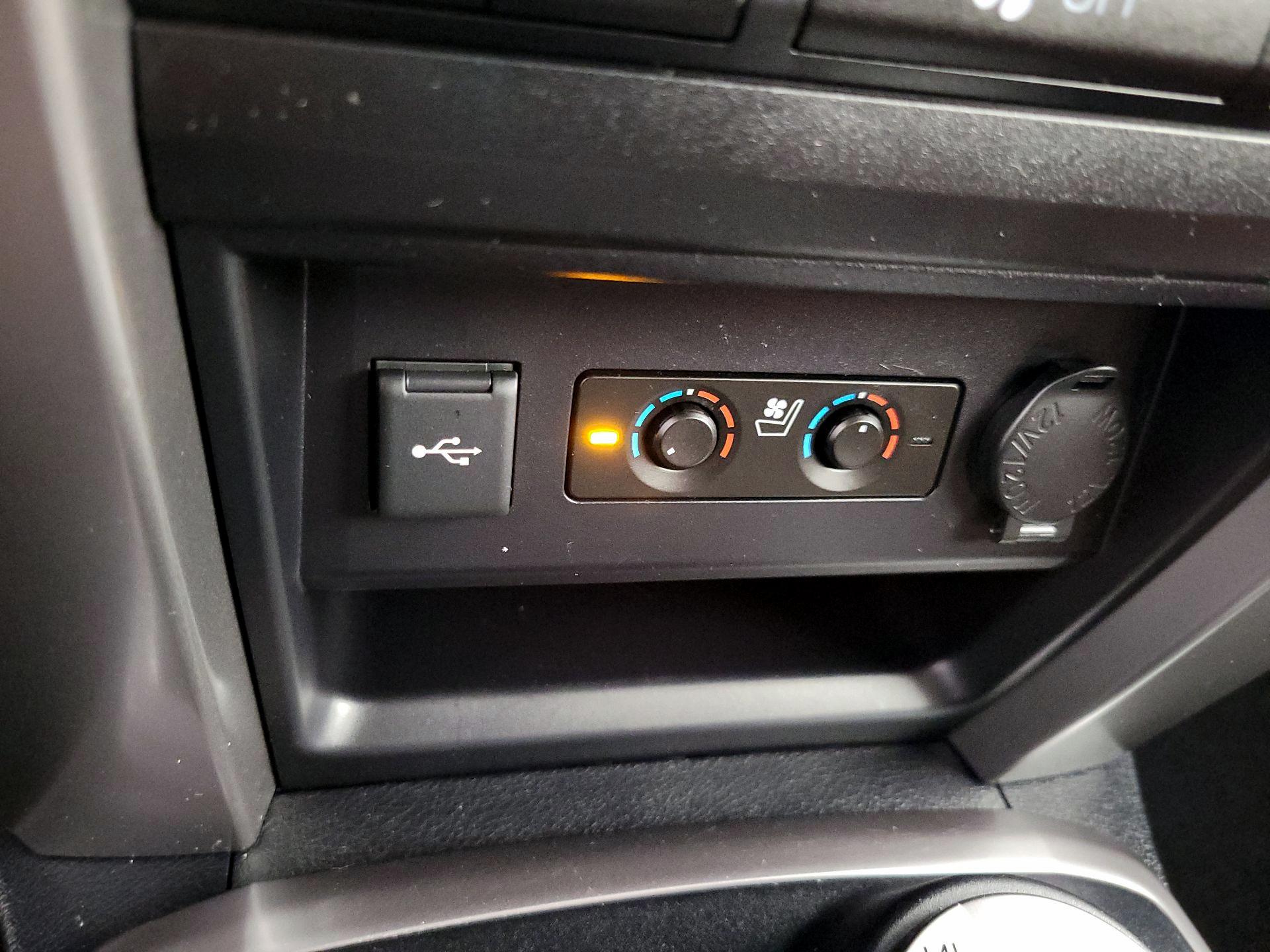 Thumbnail: 2020 Toyota 4Runner - 19