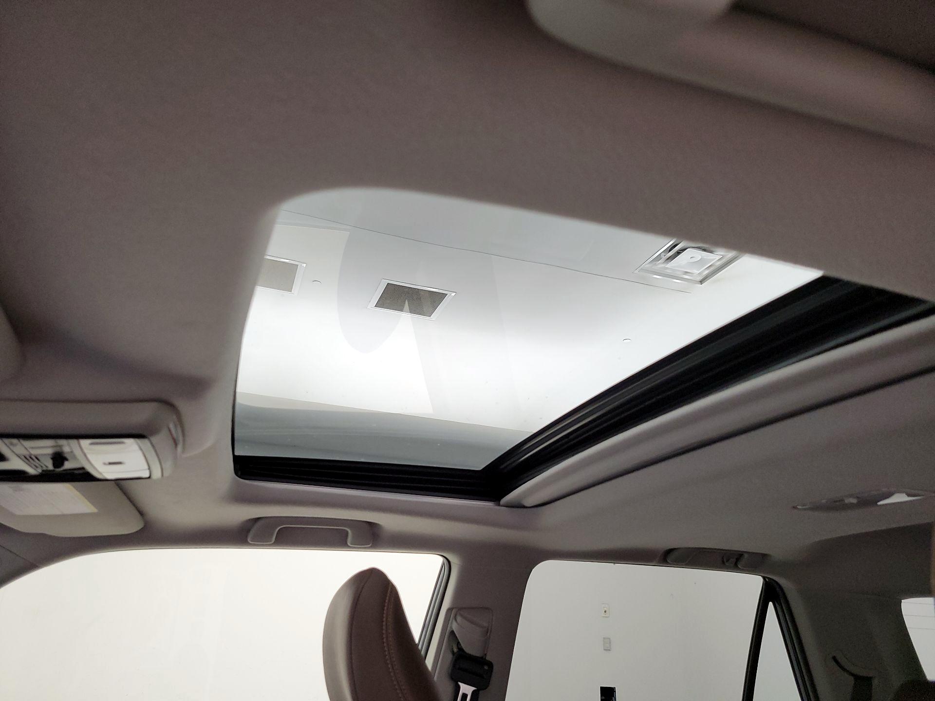 Thumbnail: 2020 Toyota 4Runner - 20