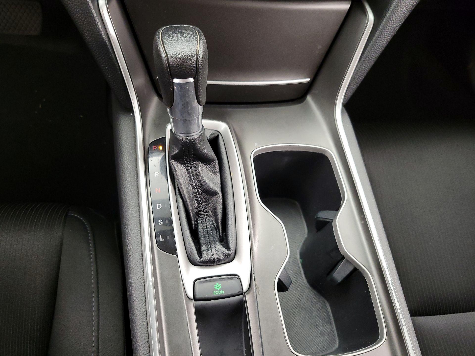 Thumbnail: 2019 Honda Accord - 17