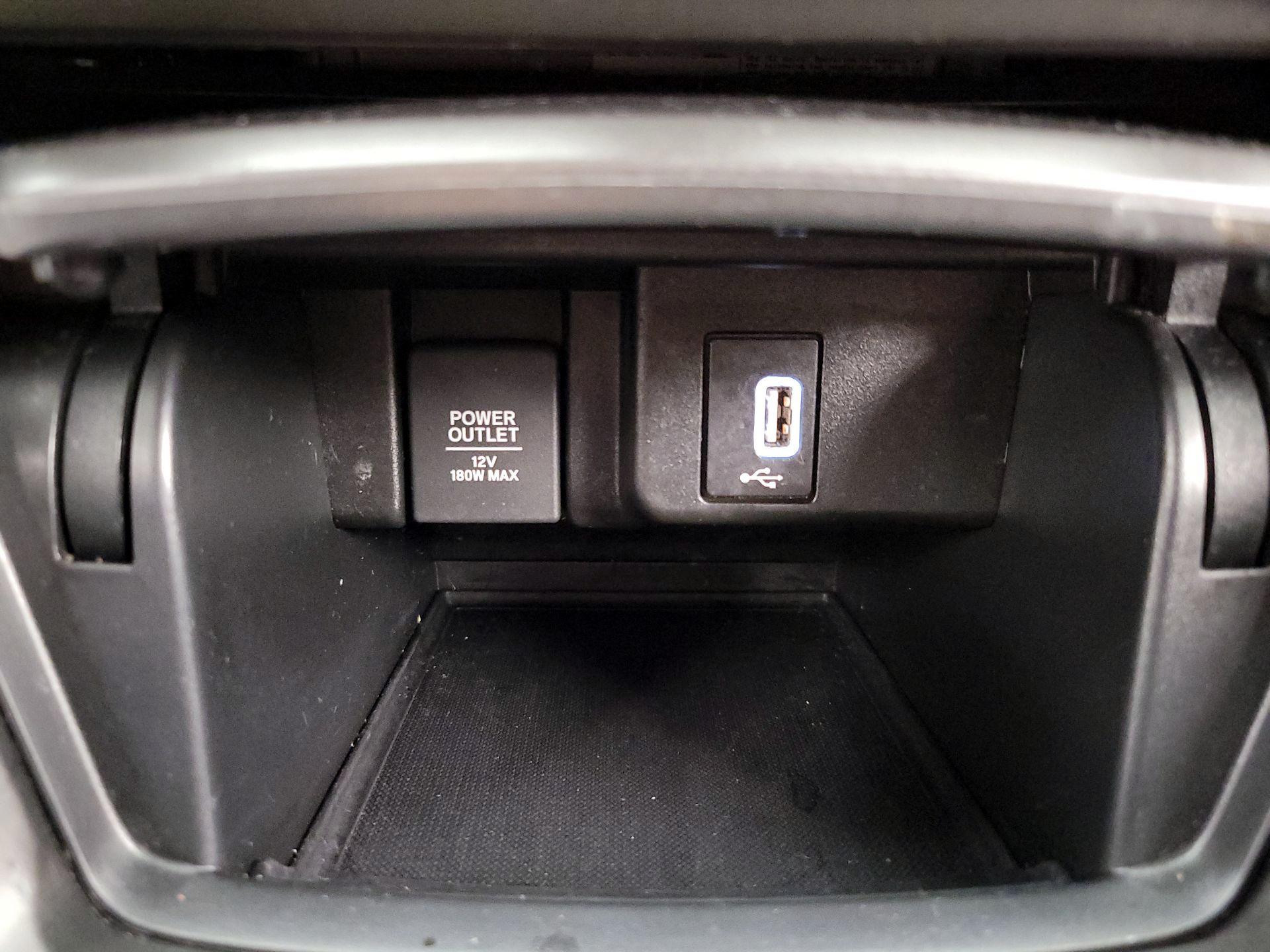 Thumbnail: 2019 Honda Accord - 18