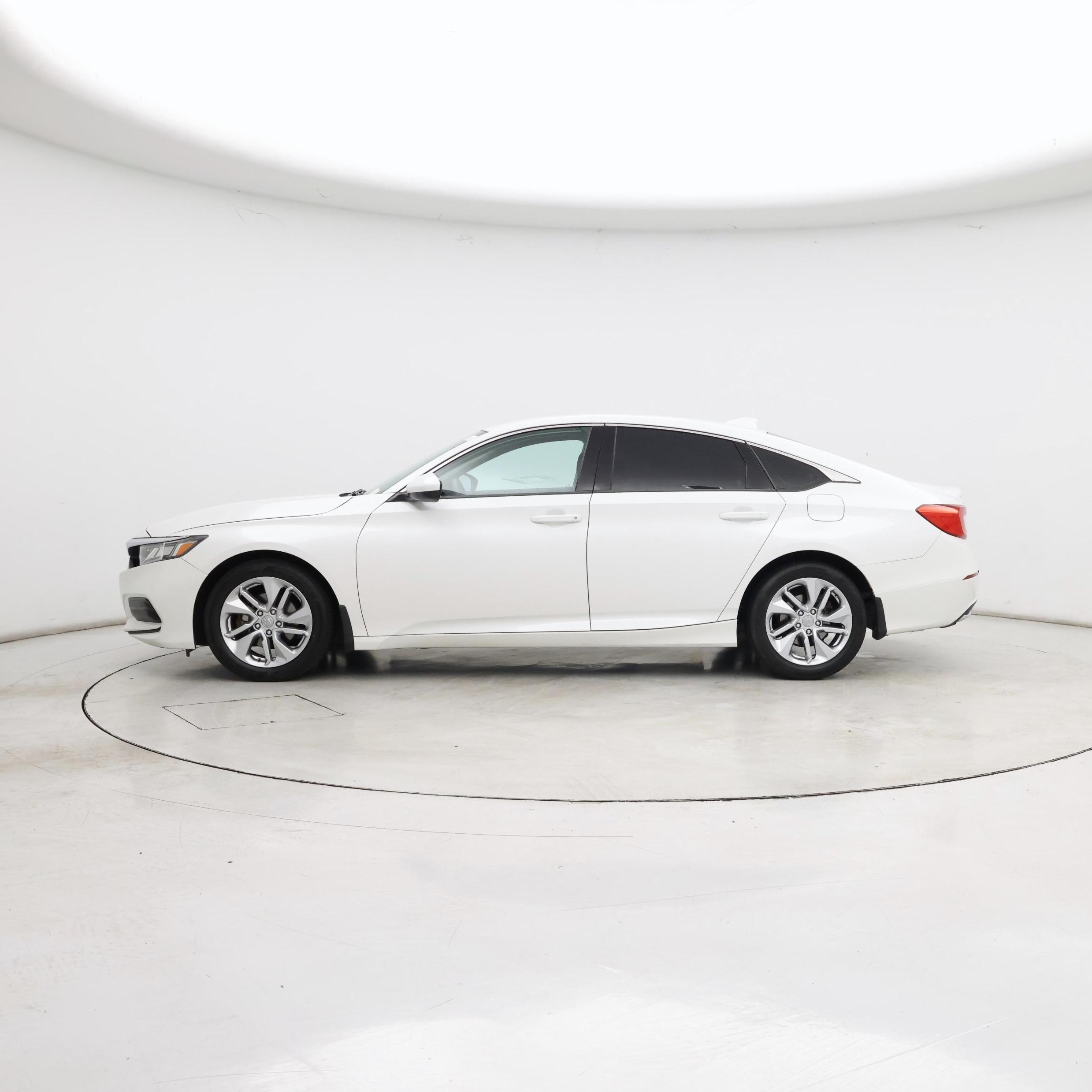 Thumbnail: 2019 Honda Accord - 3