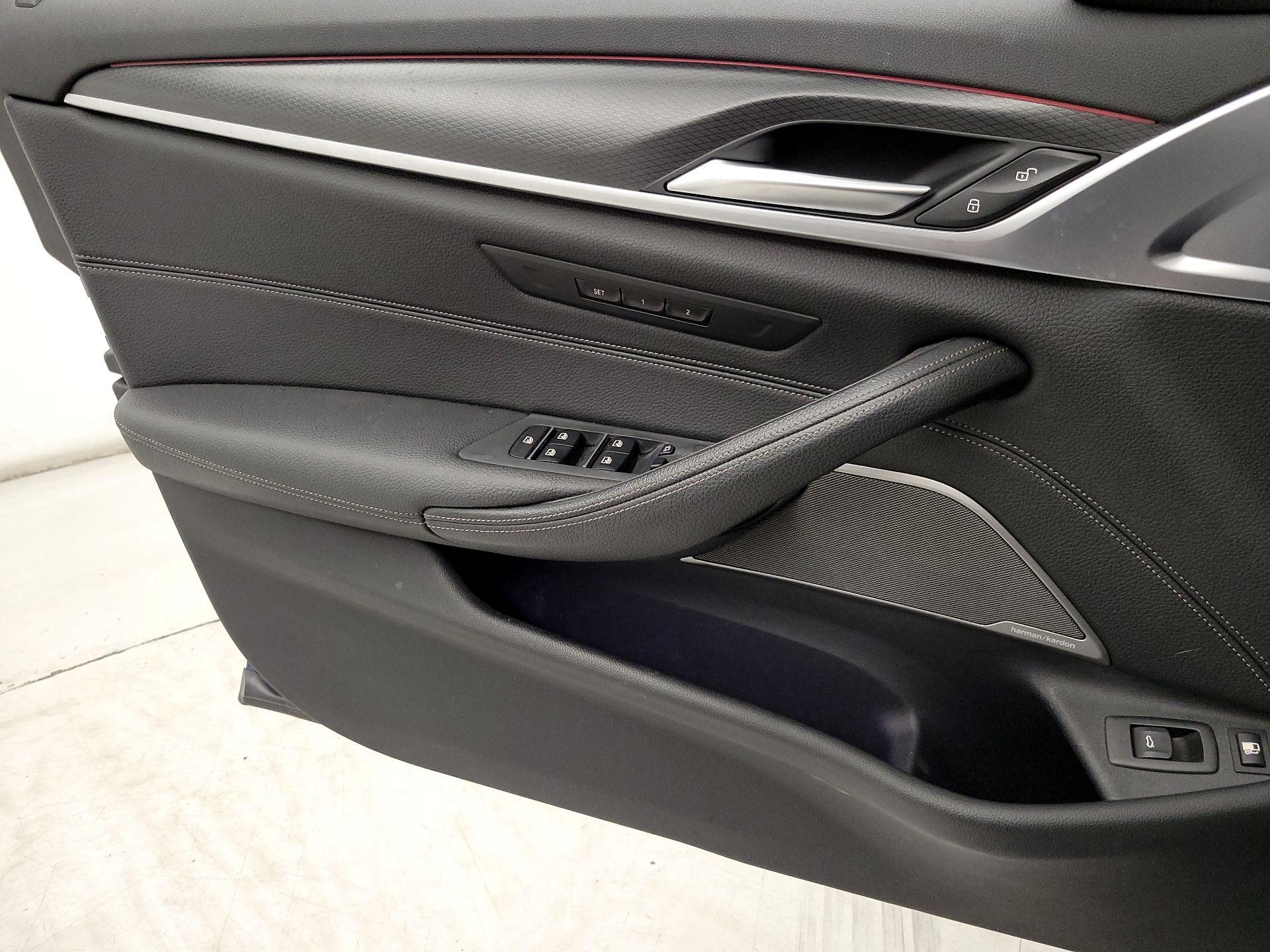 Thumbnail: 2022 BMW 5 Series - 12