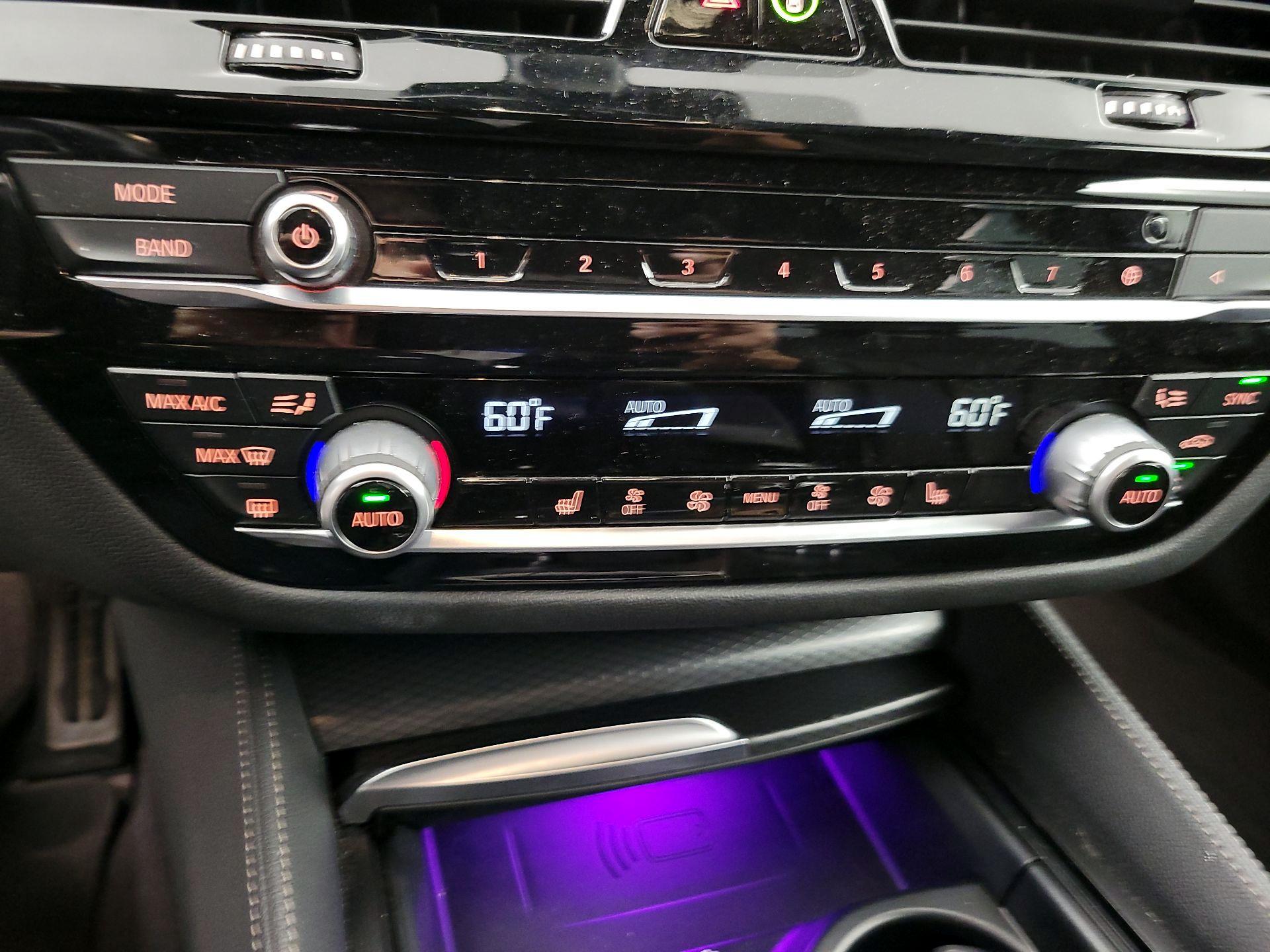 Thumbnail: 2022 BMW 5 Series - 17