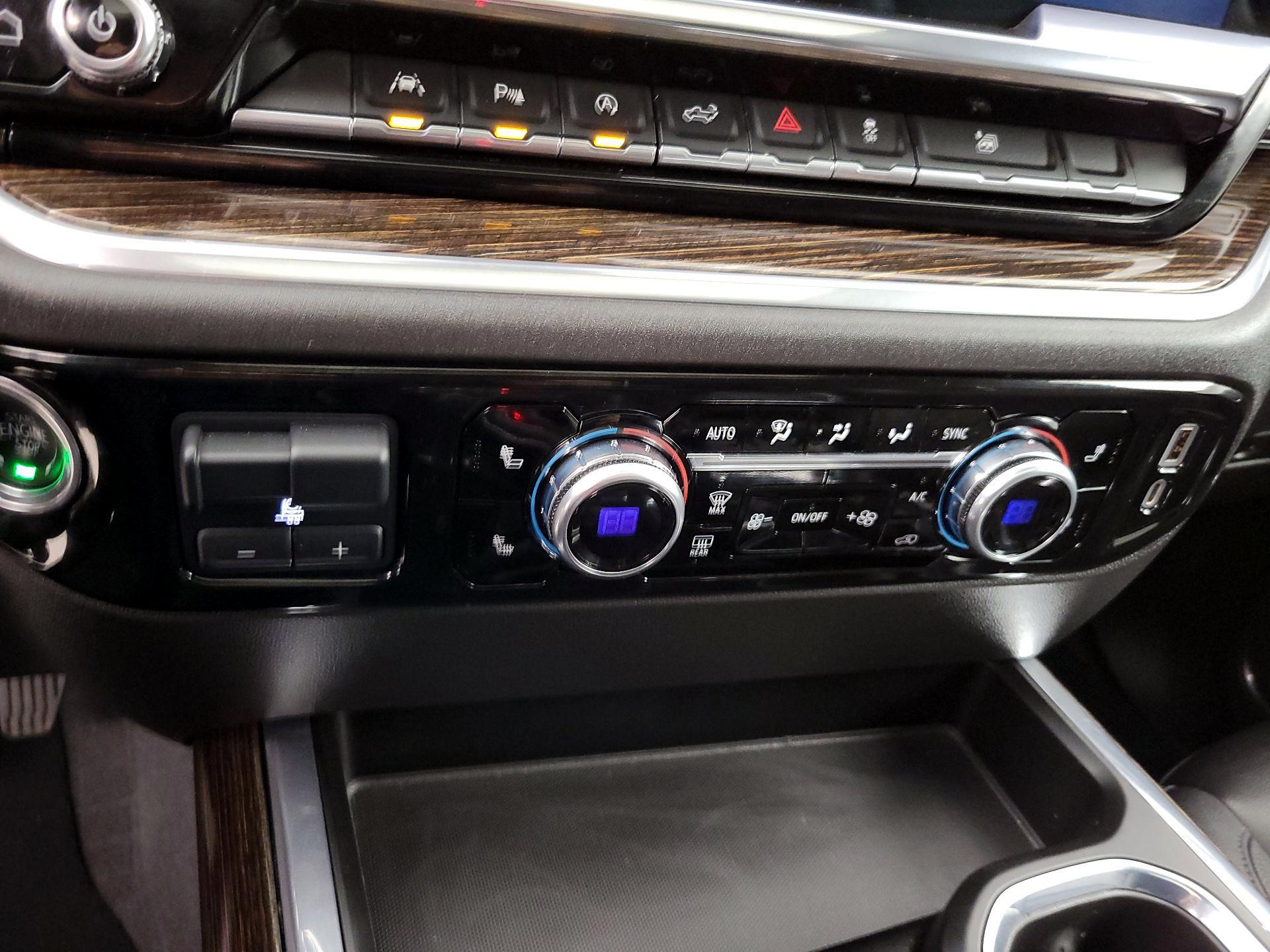 Thumbnail: 2022 GMC Sierra 1500 - 17