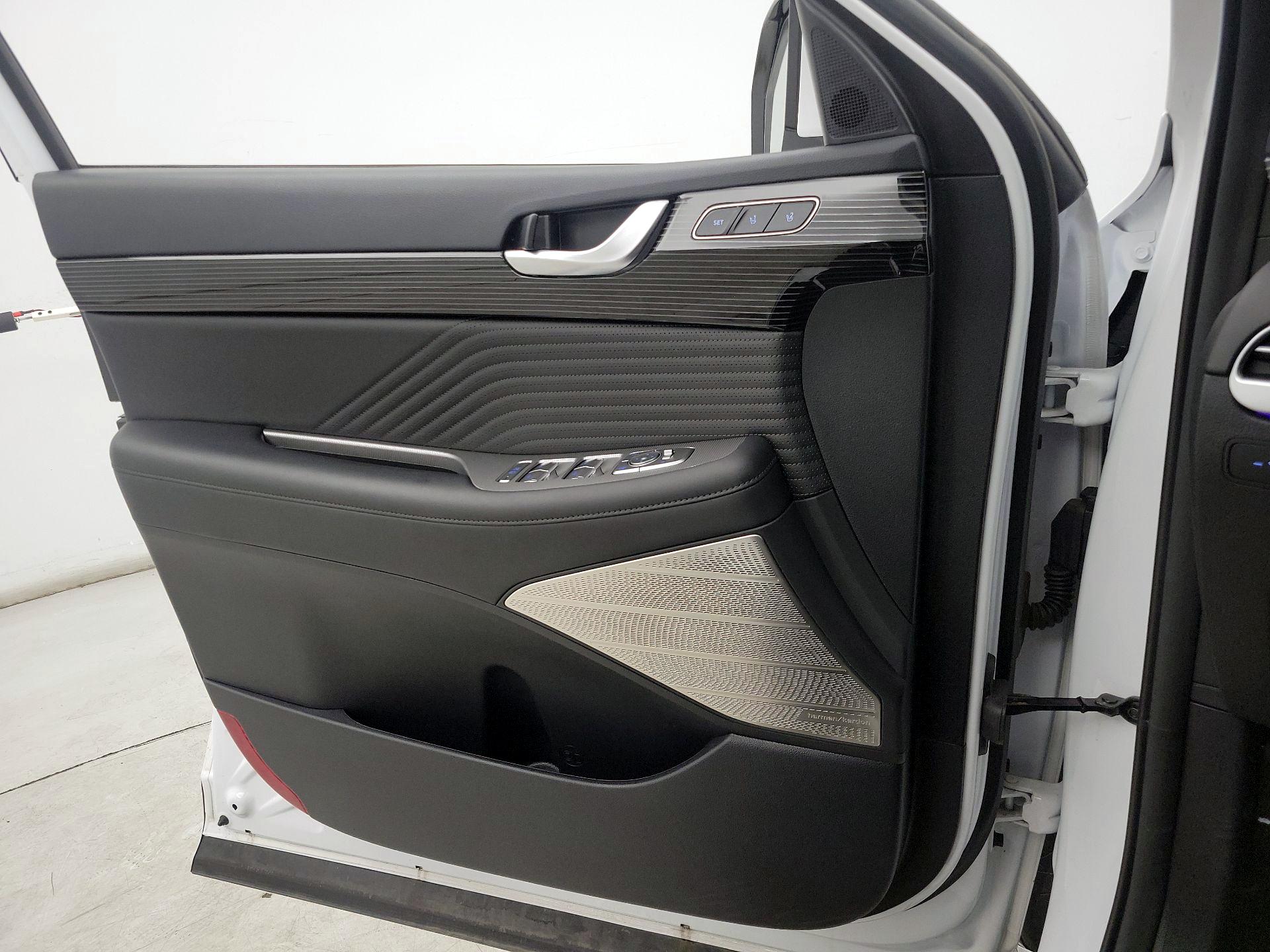 Thumbnail: 2025 Hyundai Palisade - 12