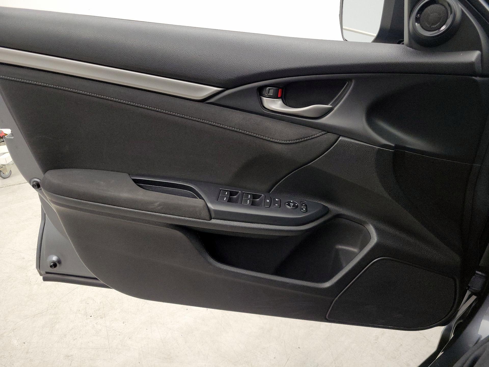 Thumbnail: 2018 Honda Civic - 12