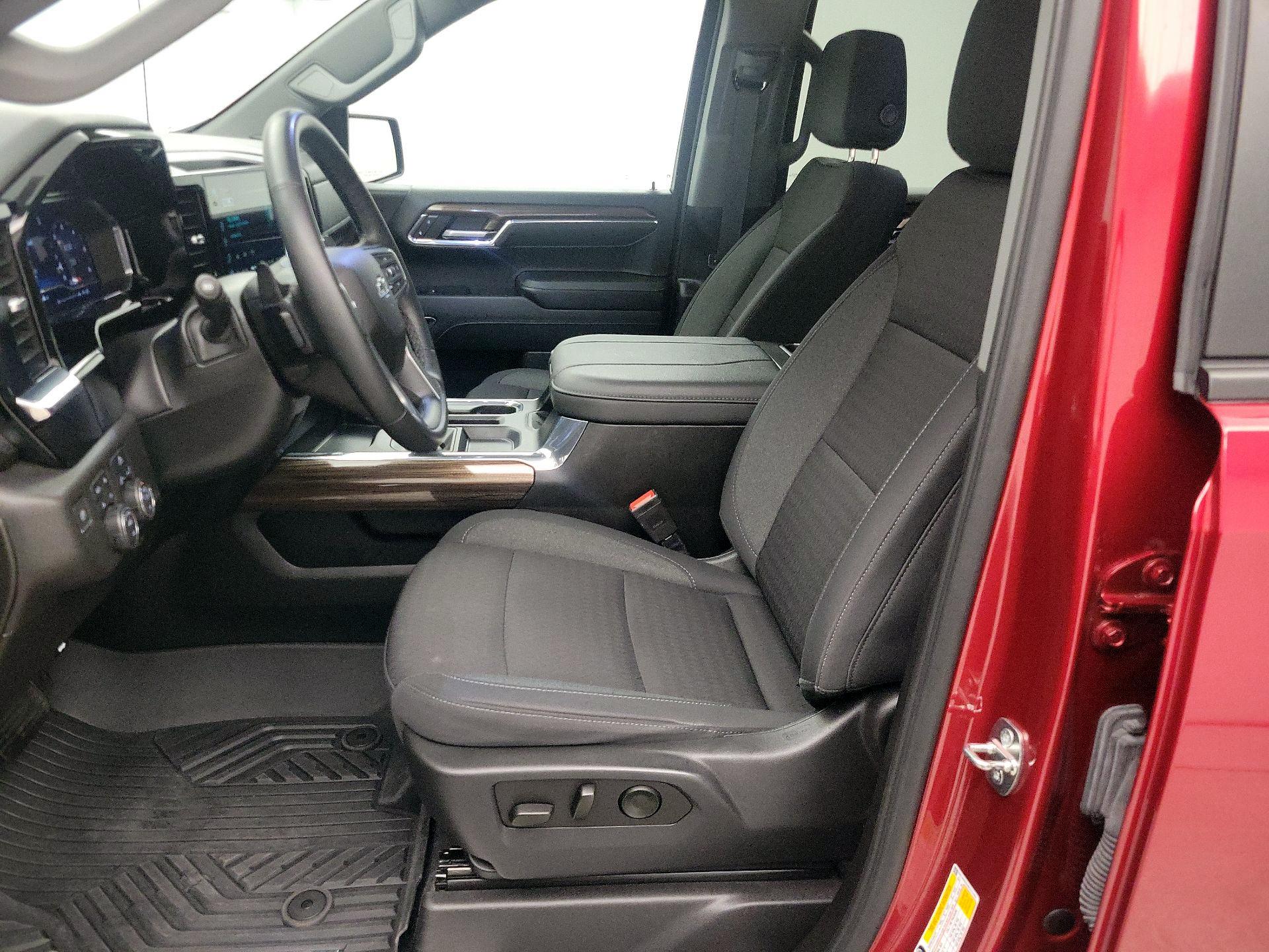 Thumbnail: 2024 Chevrolet Silverado 1500 - 11